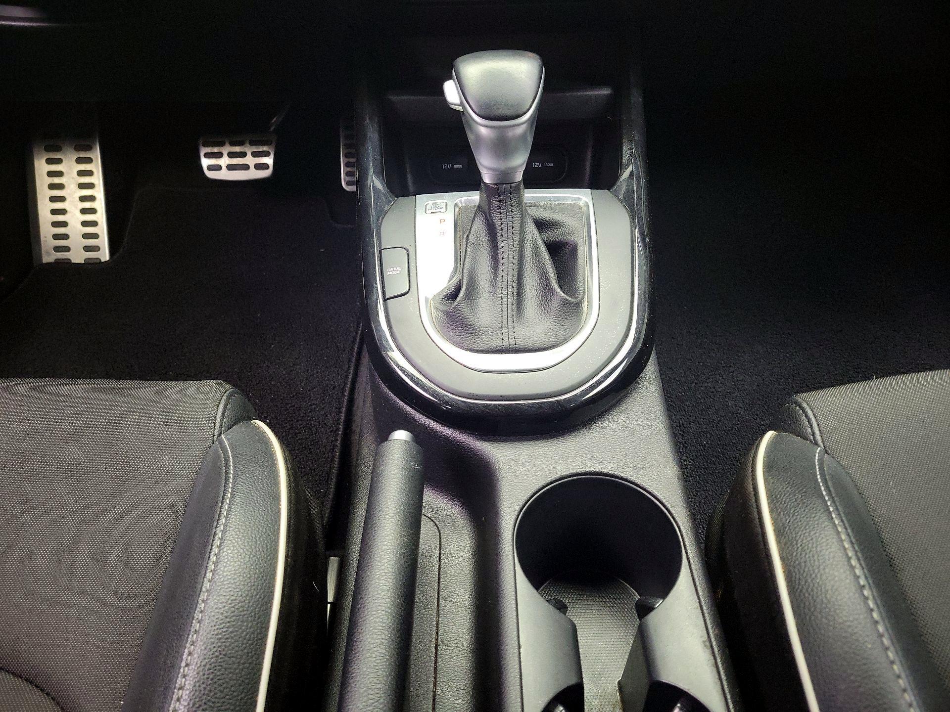 Thumbnail: 2021 Kia Forte - 16