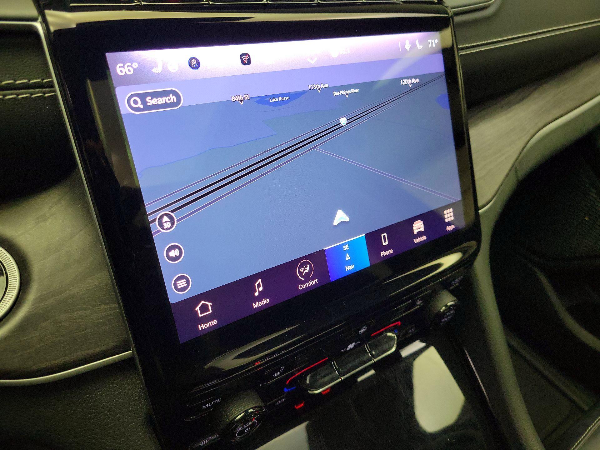 Thumbnail: 2023 Jeep Grand Cherokee - 14