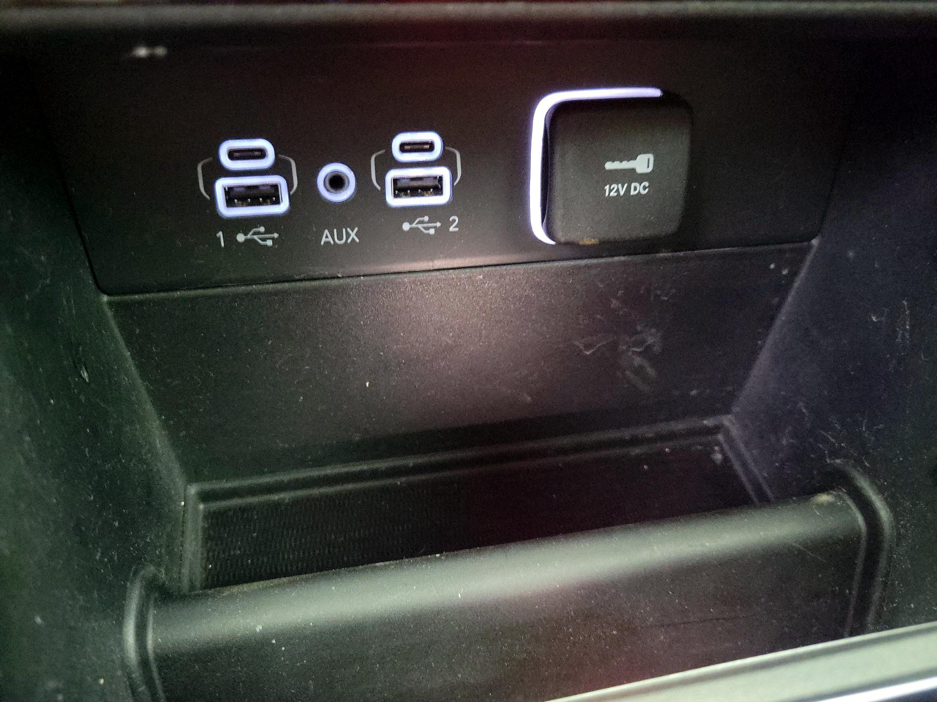 Thumbnail: 2023 Jeep Grand Cherokee - 19