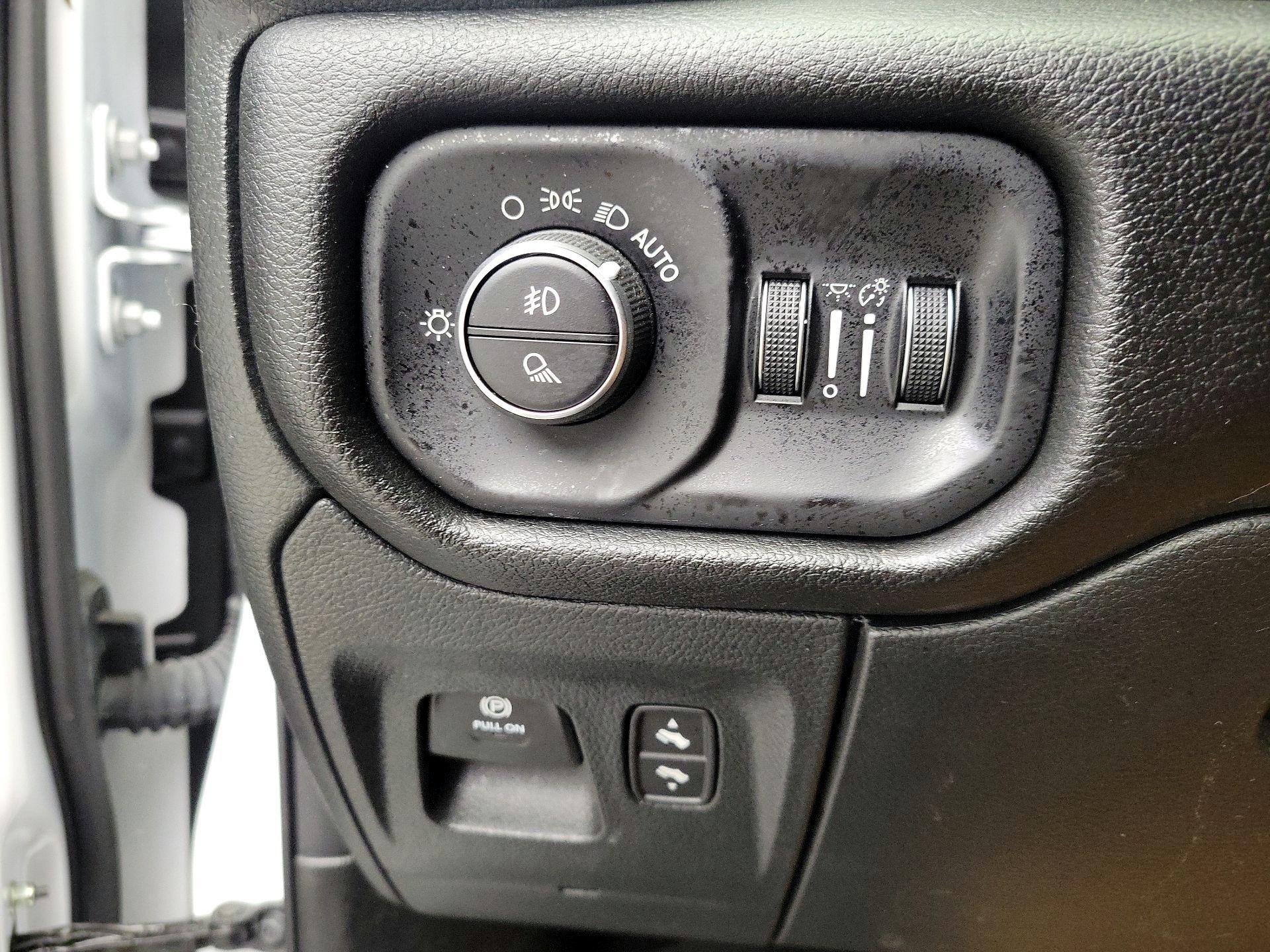 Thumbnail: 2024 RAM 1500 - 13