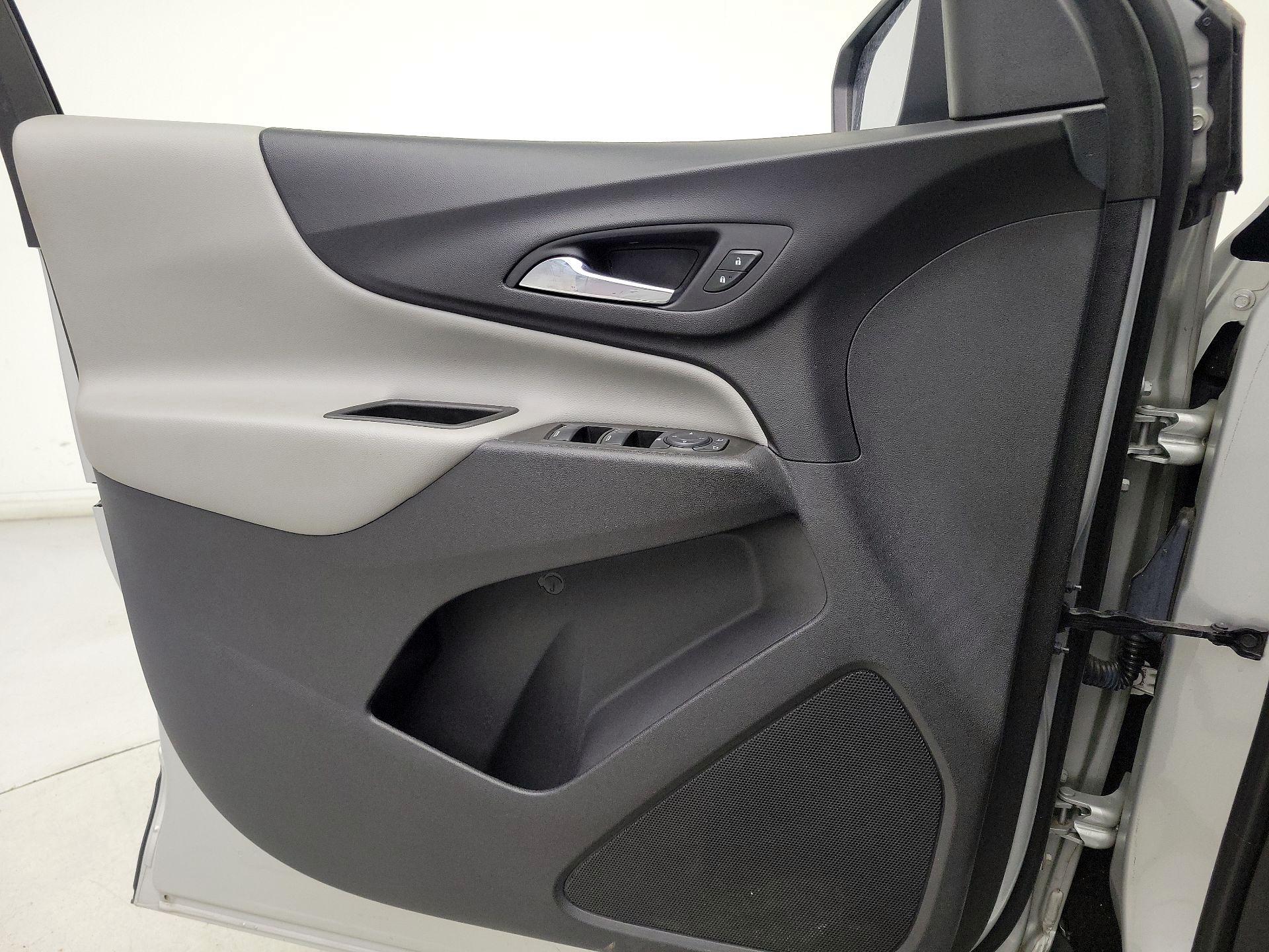 Thumbnail: 2021 Chevrolet Equinox - 12