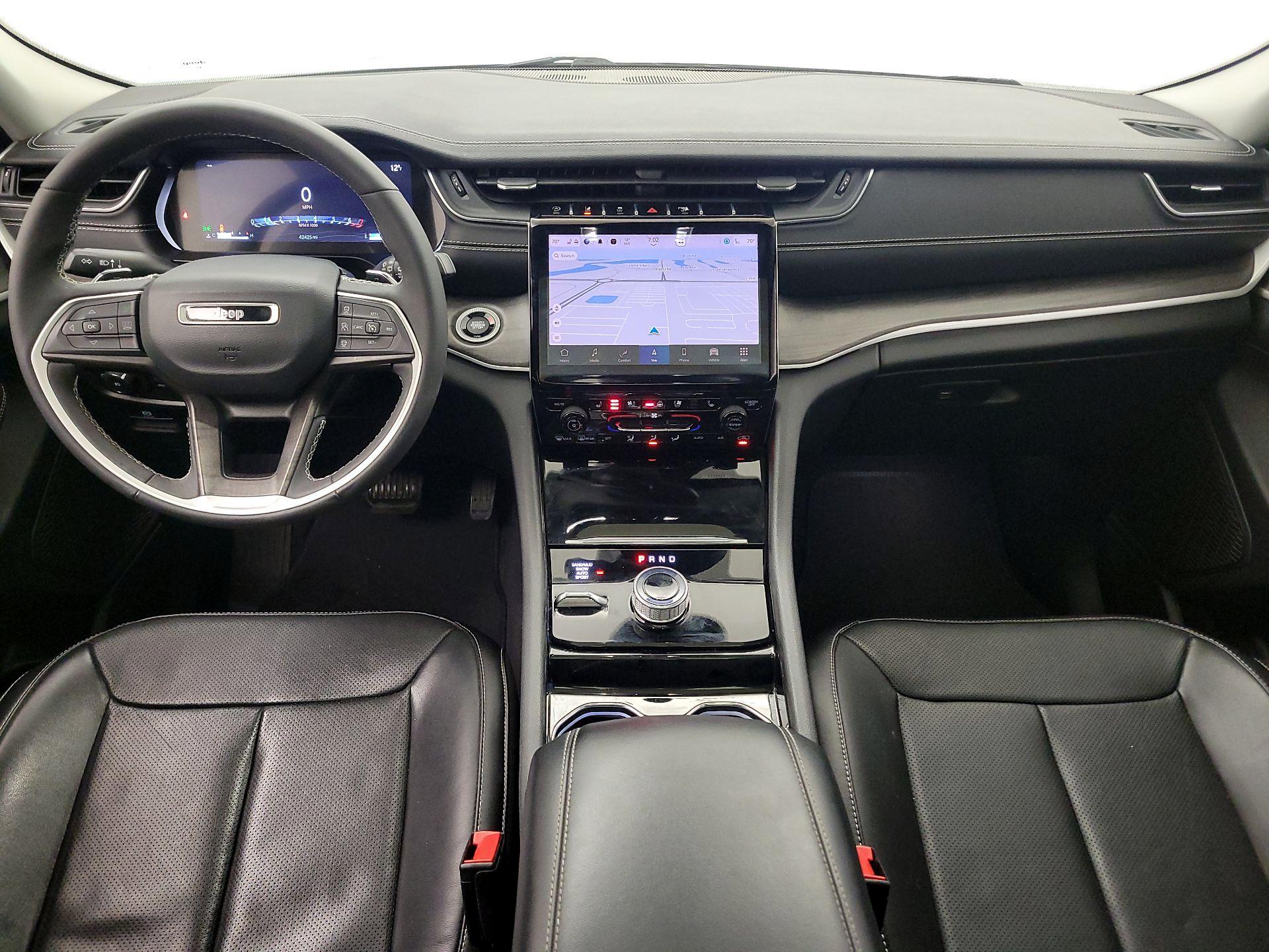 Thumbnail: 2023 Jeep Grand Cherokee - 9