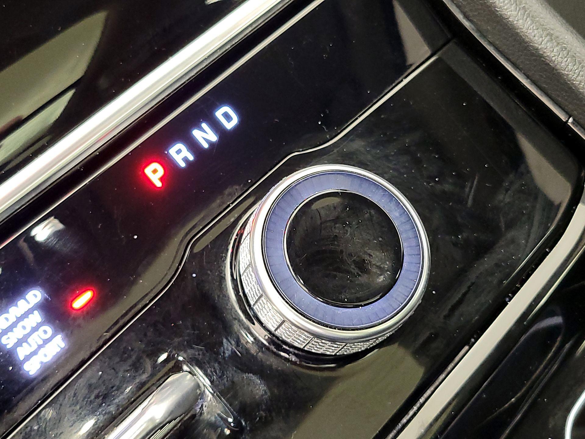 Thumbnail: 2023 Jeep Grand Cherokee - 18