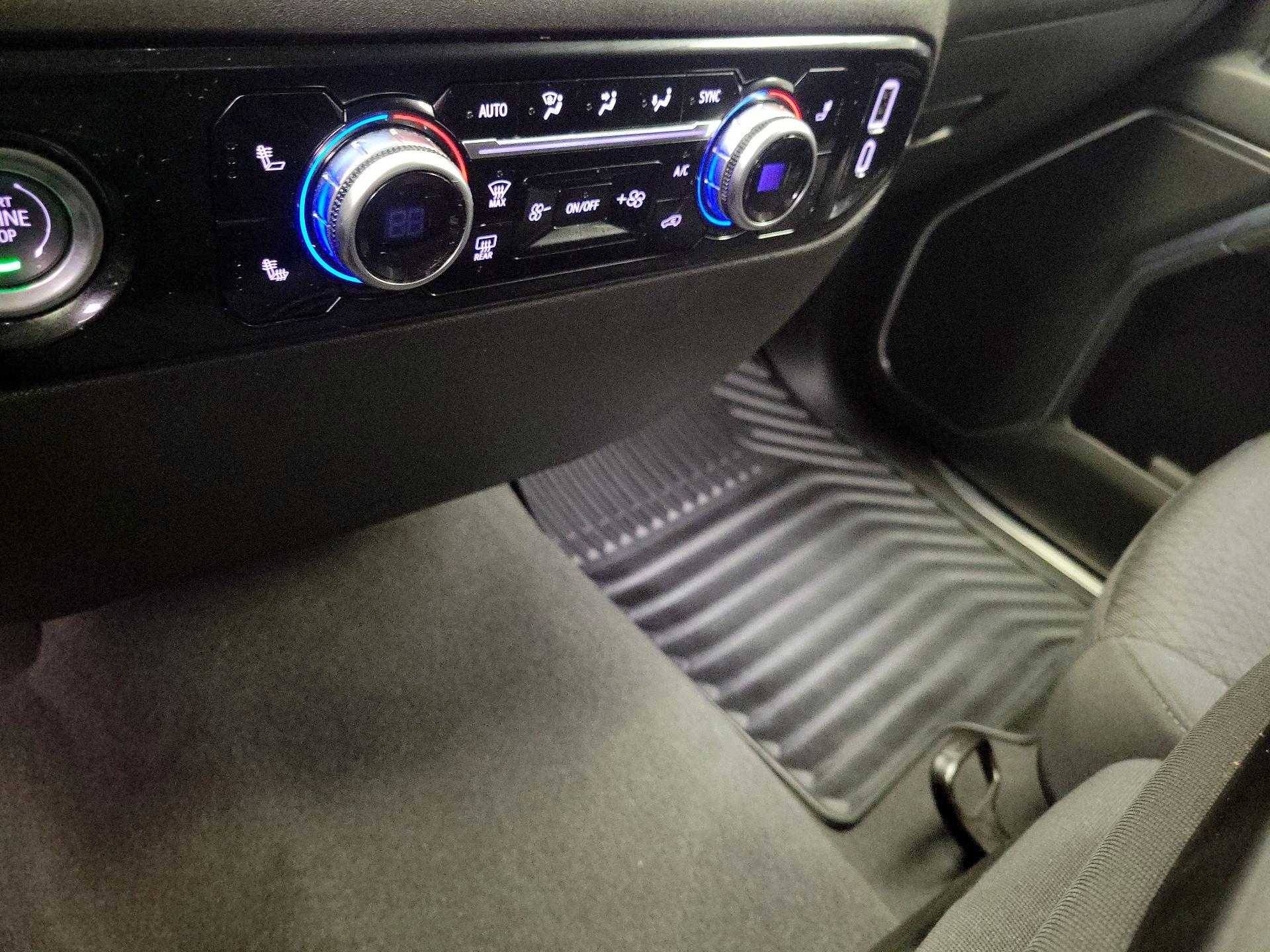 Thumbnail: 2024 GMC Sierra 1500 - 17