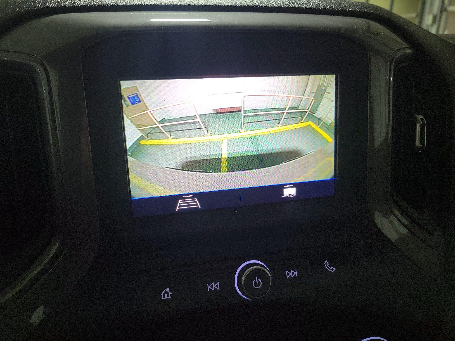 Thumbnail: 2021 Chevrolet Silverado 1500 - 12