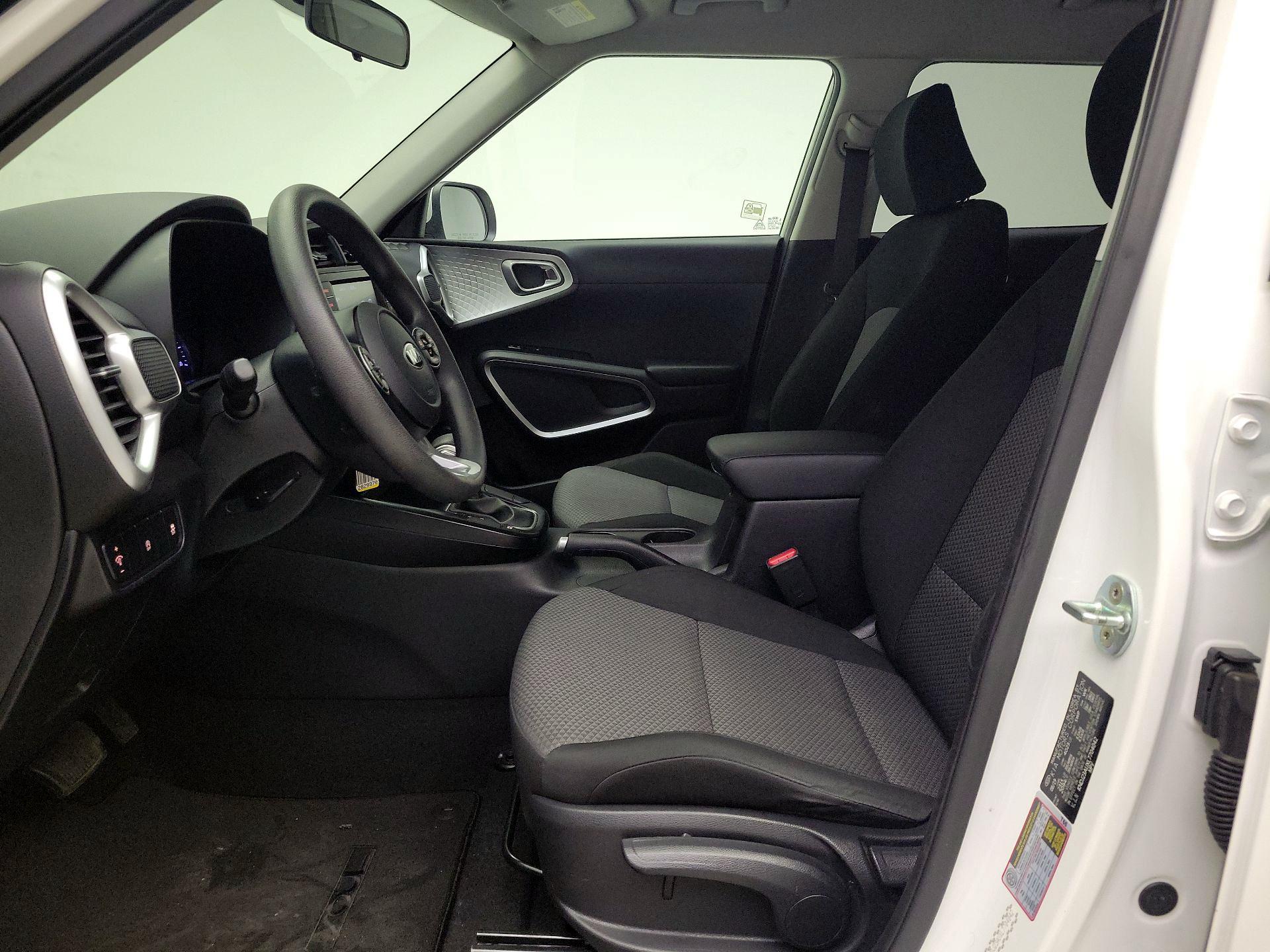 Thumbnail: 2020 Kia Soul - 11