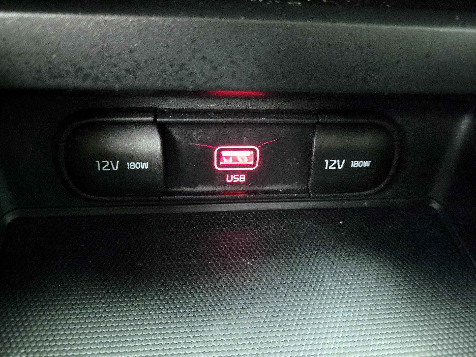 Thumbnail: 2020 Kia Soul - 17