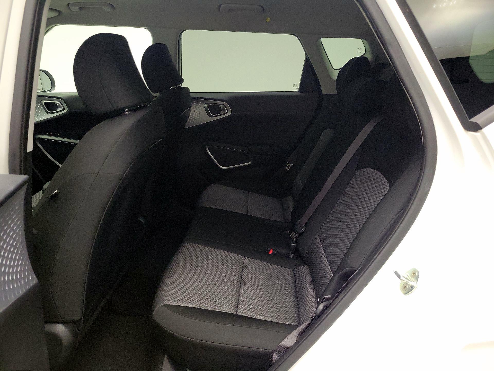 Thumbnail: 2020 Kia Soul - 18