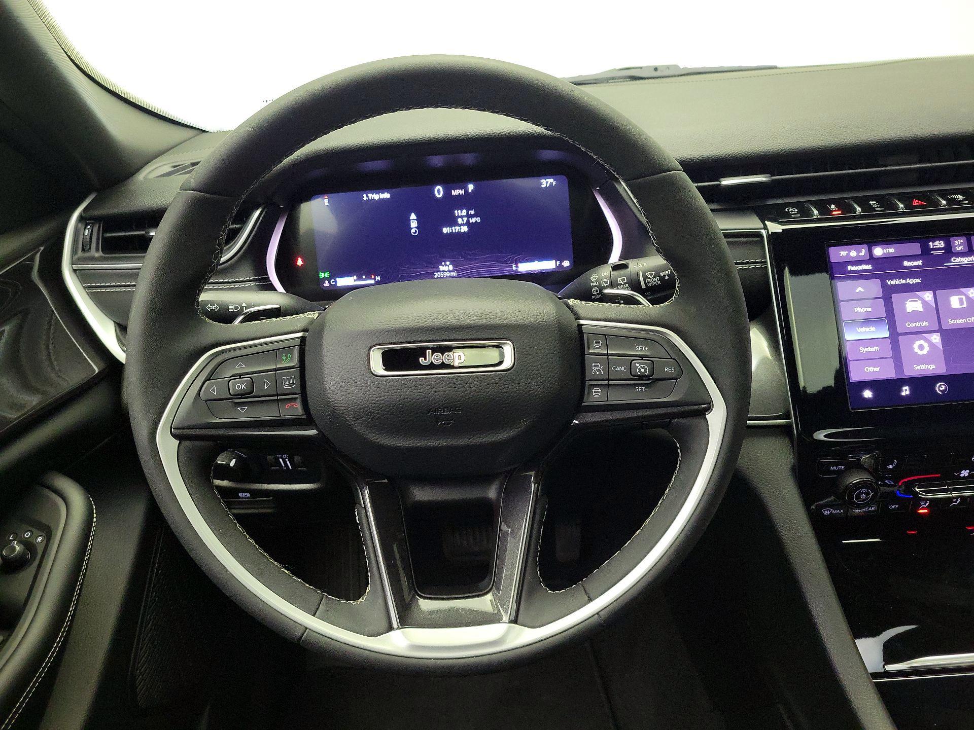 Thumbnail: 2023 Jeep Grand Cherokee - 10