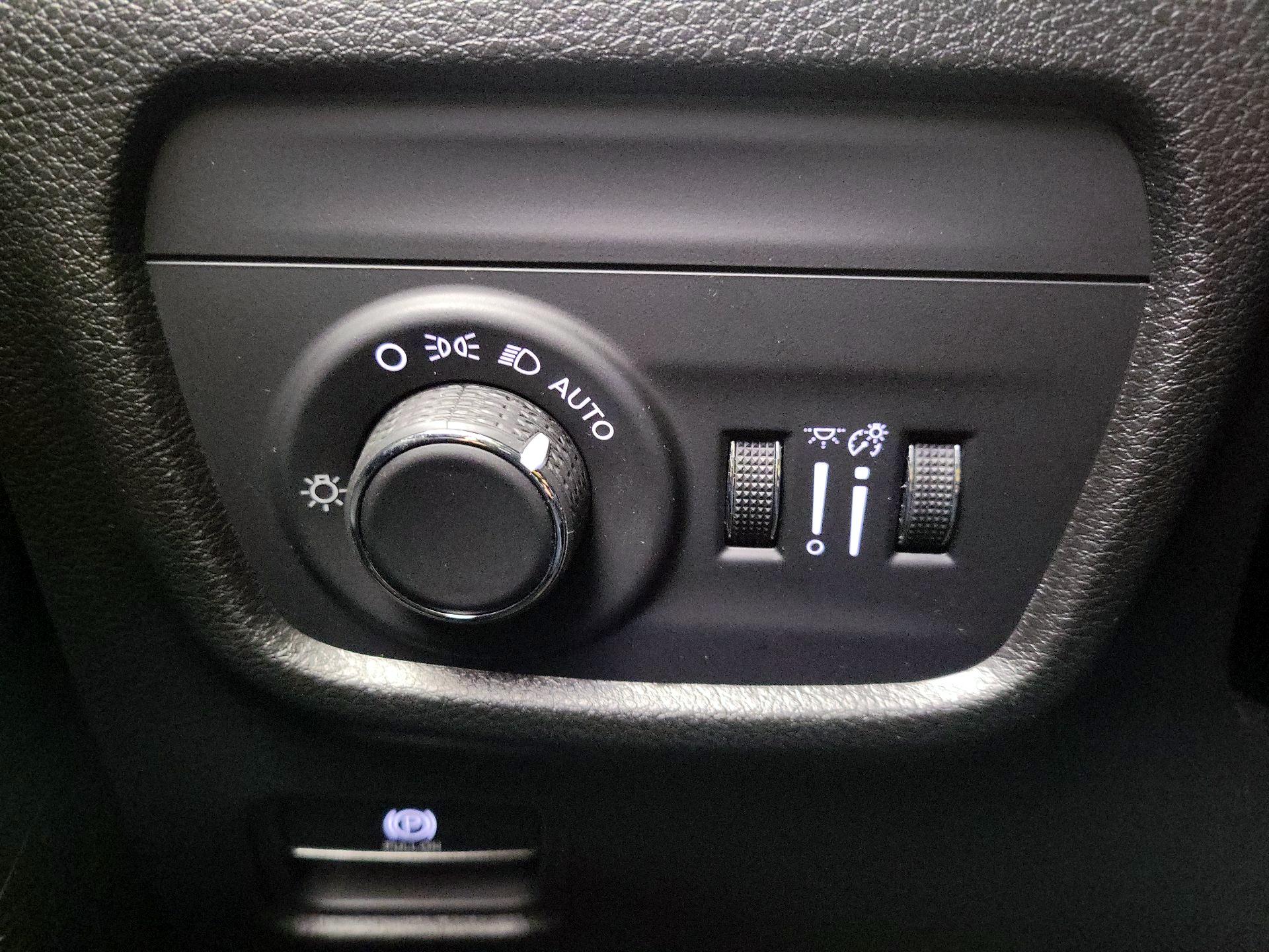 Thumbnail: 2023 Jeep Grand Cherokee - 13