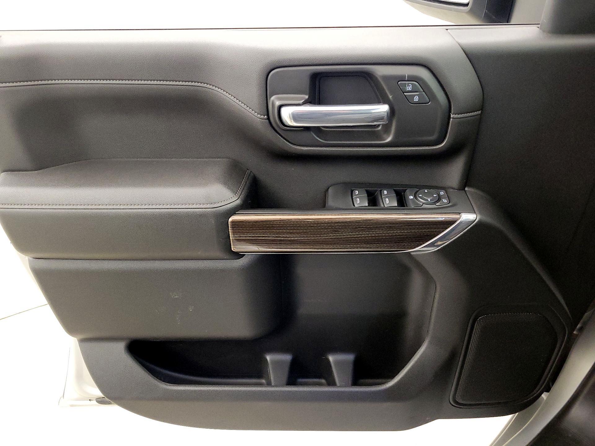 Thumbnail: 2022 Chevrolet Silverado 3500 - 12