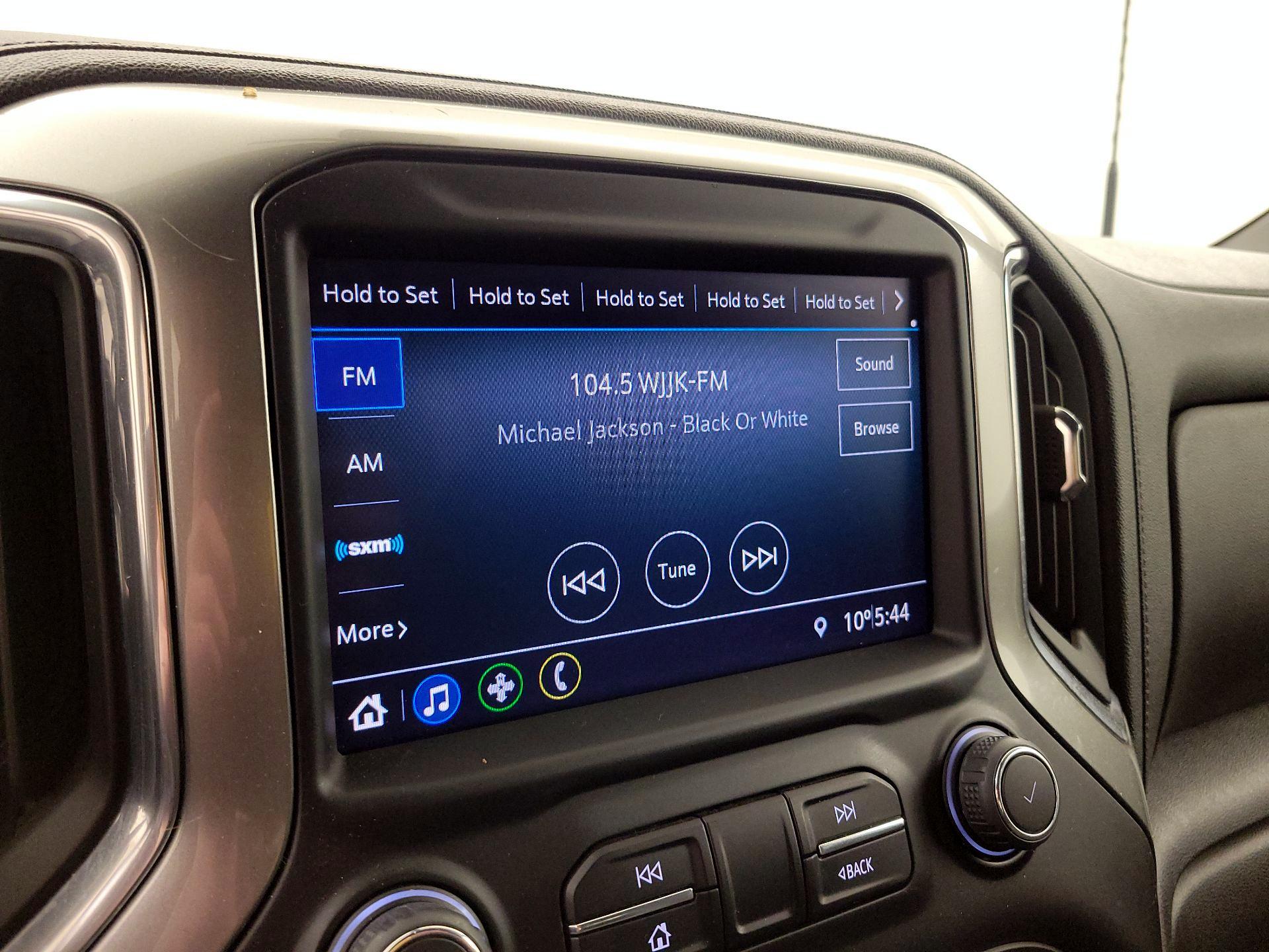 Thumbnail: 2022 Chevrolet Silverado 3500 - 15