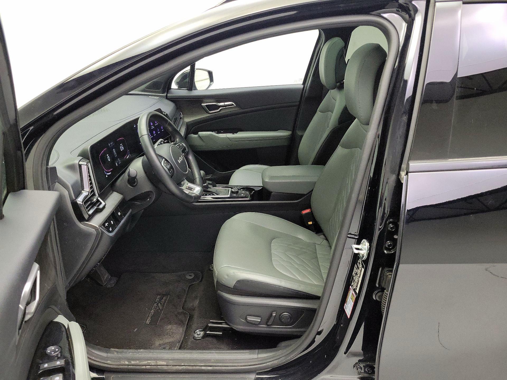 Thumbnail: 2023 Kia Sportage - 11