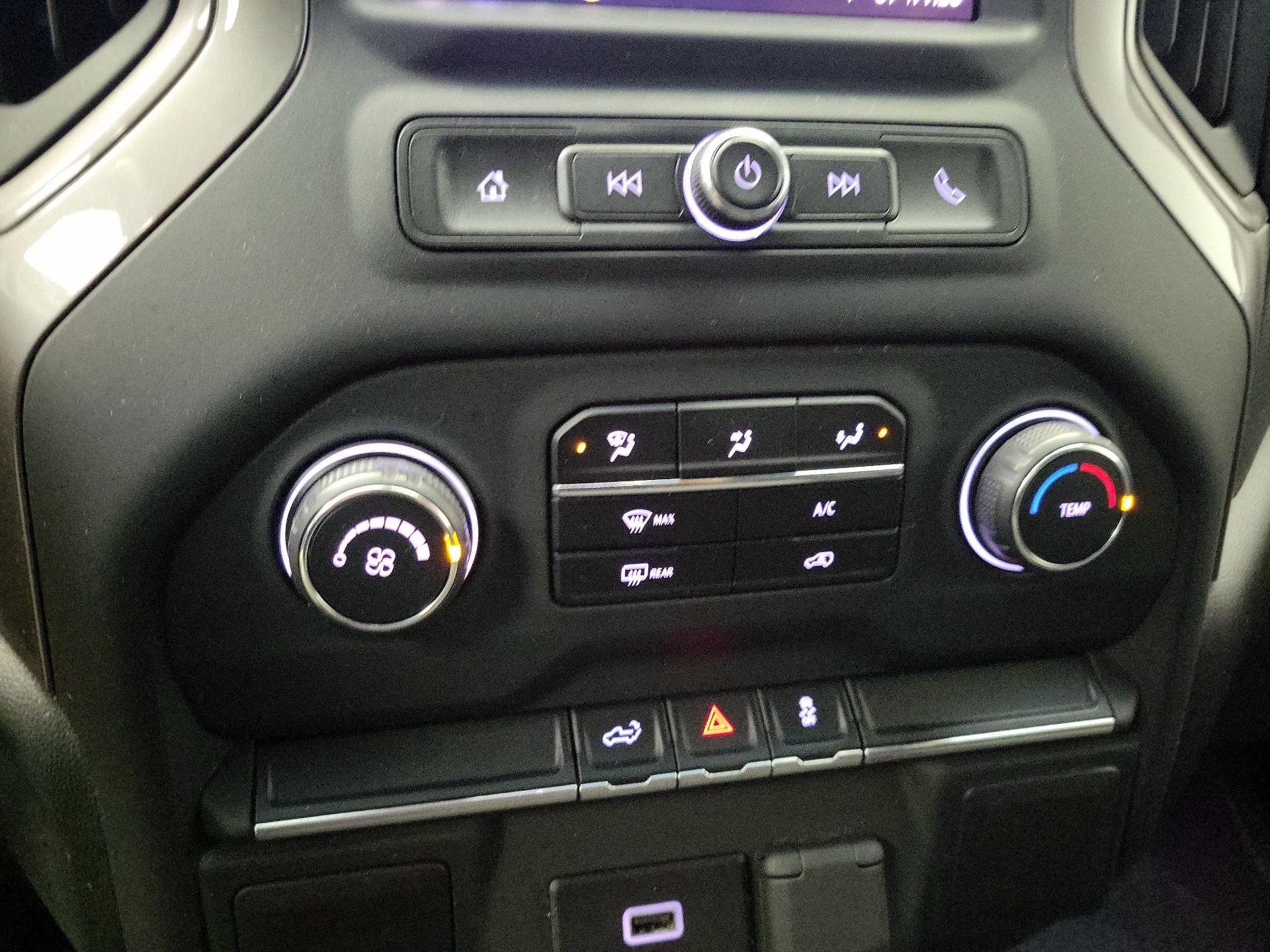 Thumbnail: 2020 Chevrolet Silverado 1500 - 16