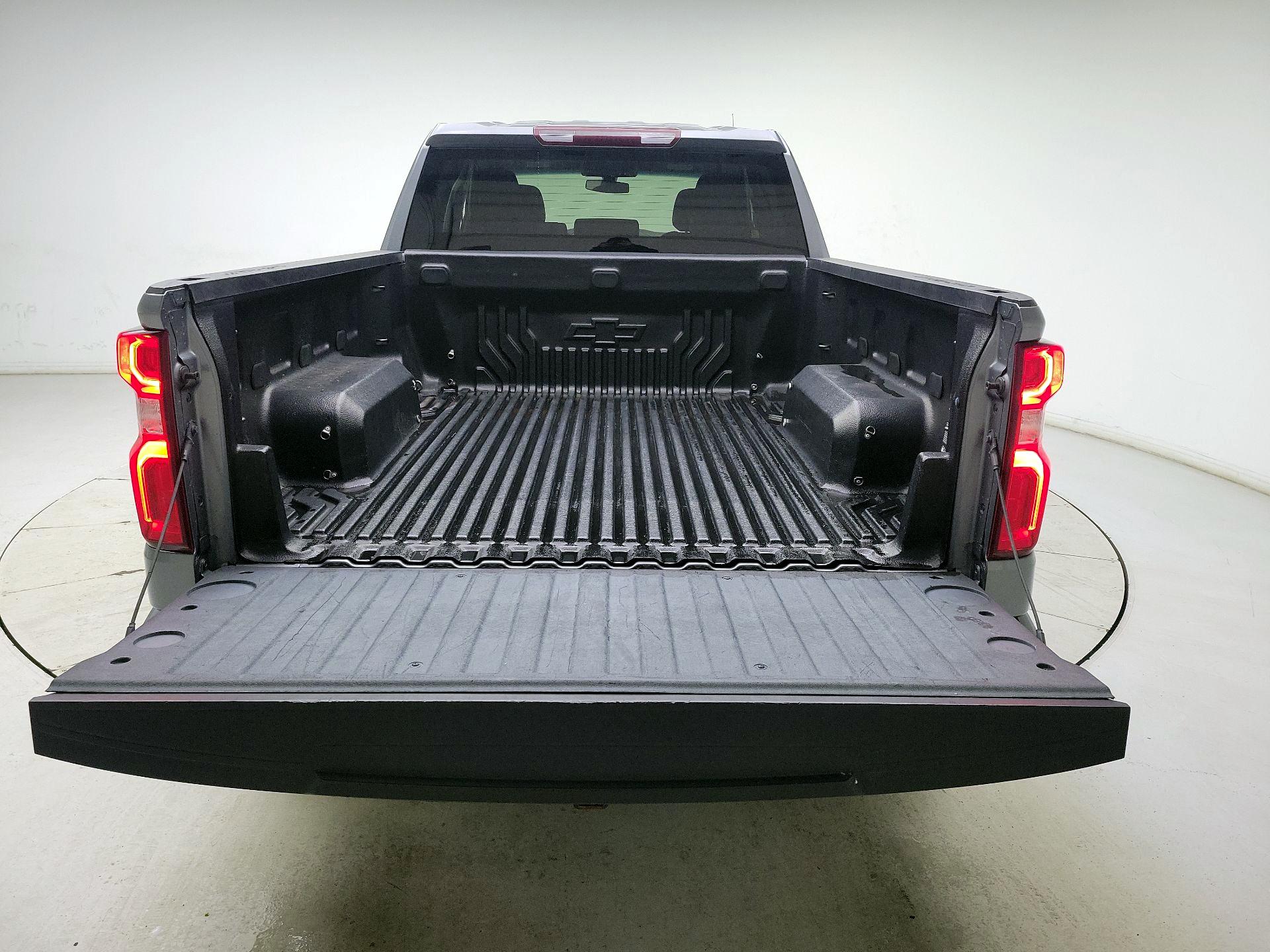 Thumbnail: 2020 Chevrolet Silverado 1500 - 20