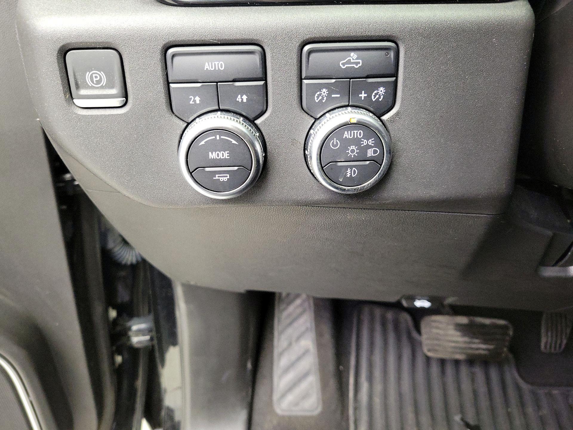 Thumbnail: 2024 GMC Sierra 1500 - 13