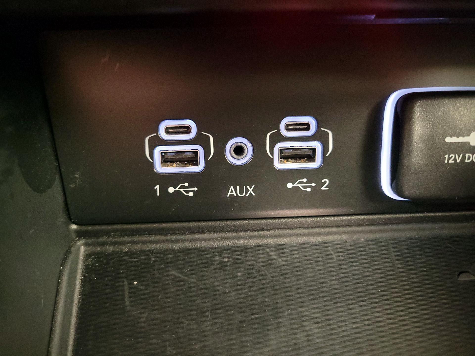 Thumbnail: 2023 Jeep Grand Cherokee - 18