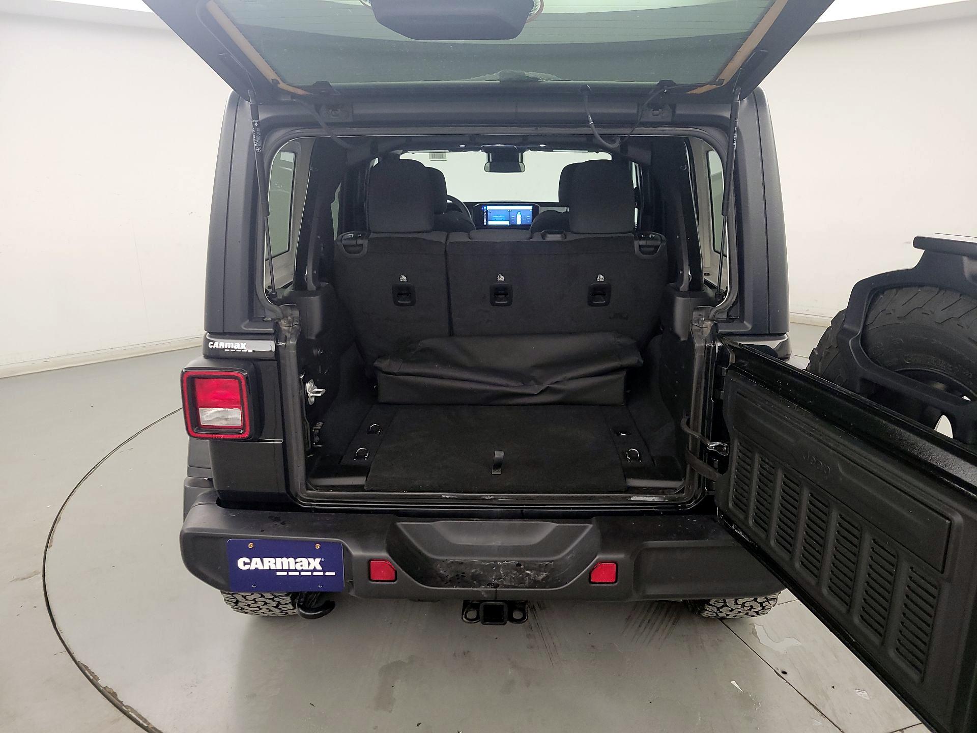 Thumbnail: 2024 Jeep Wrangler - 20