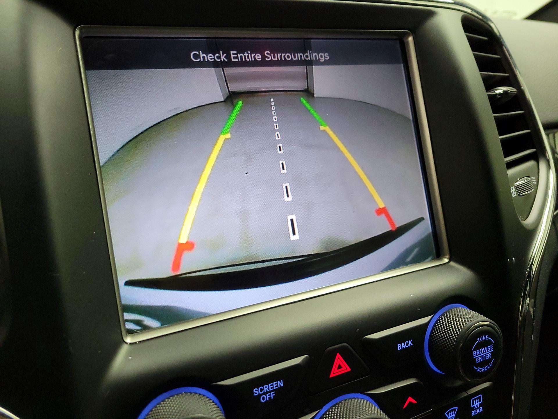 Thumbnail: 2017 Jeep Grand Cherokee - 14