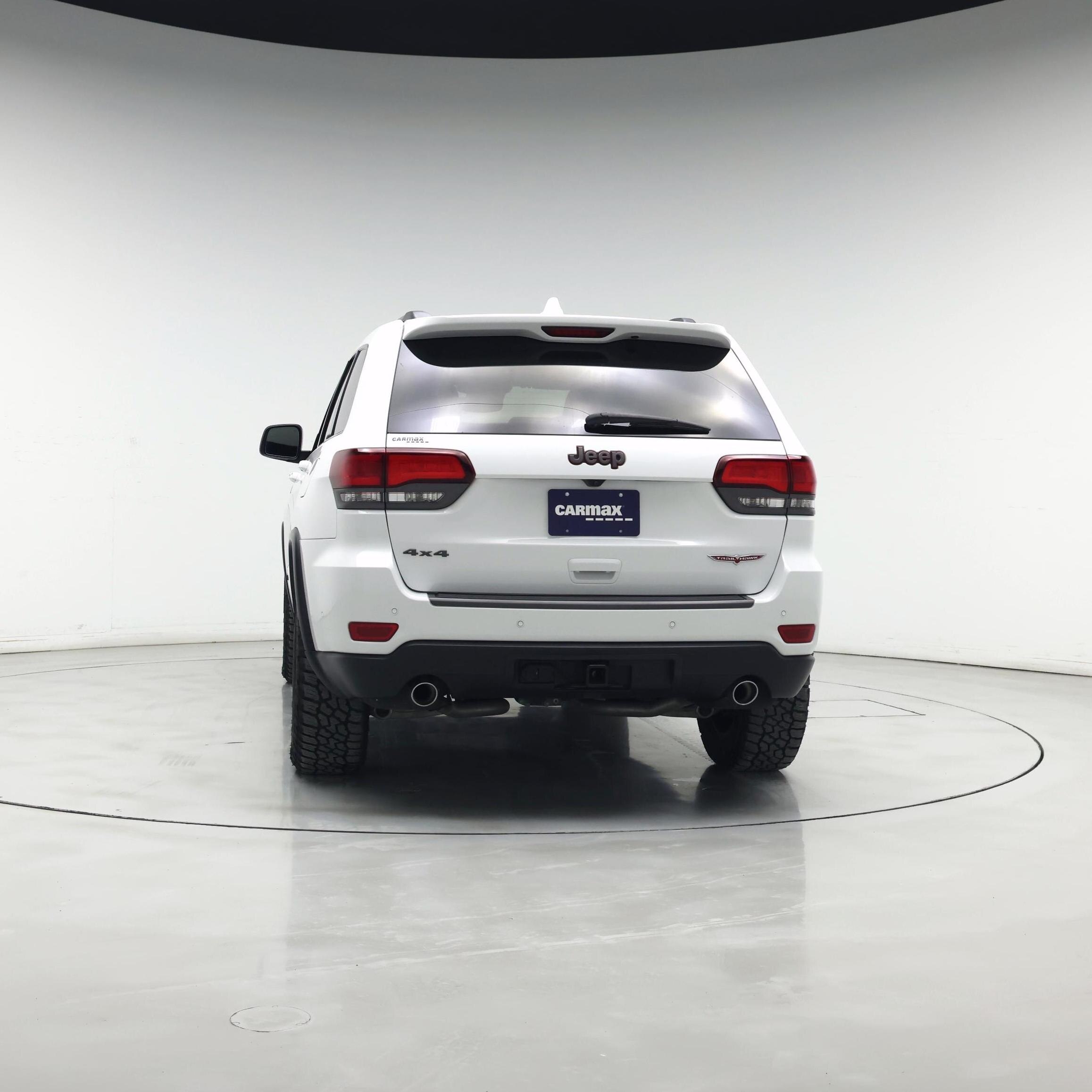 Thumbnail: 2017 Jeep Grand Cherokee - 6