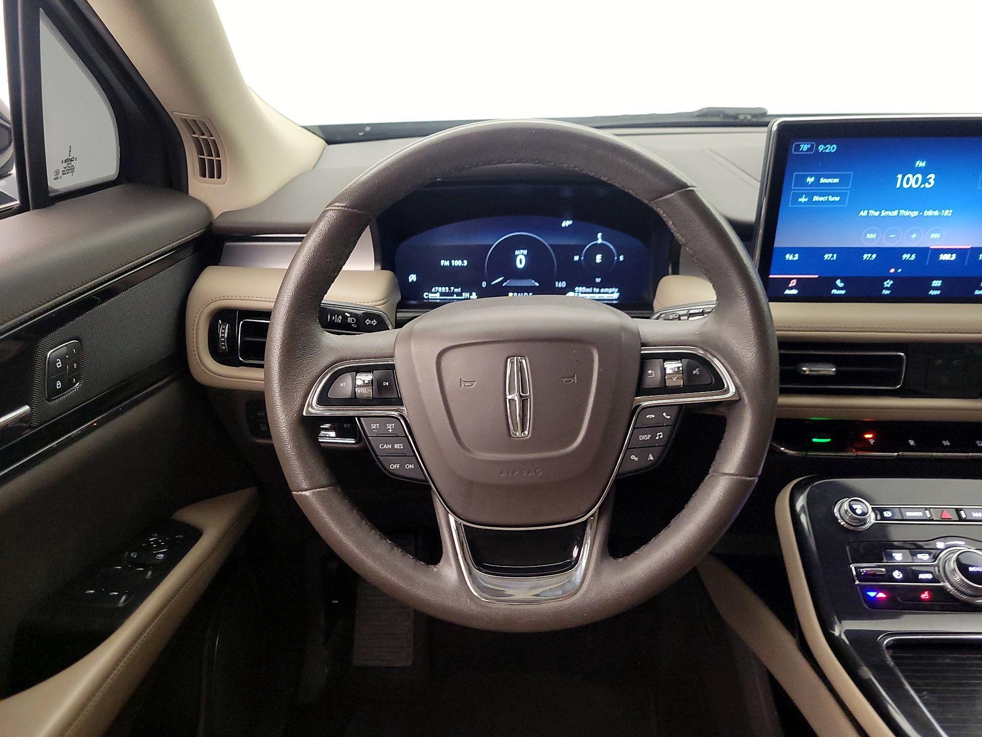 Thumbnail: 2022 Lincoln Nautilus - 10