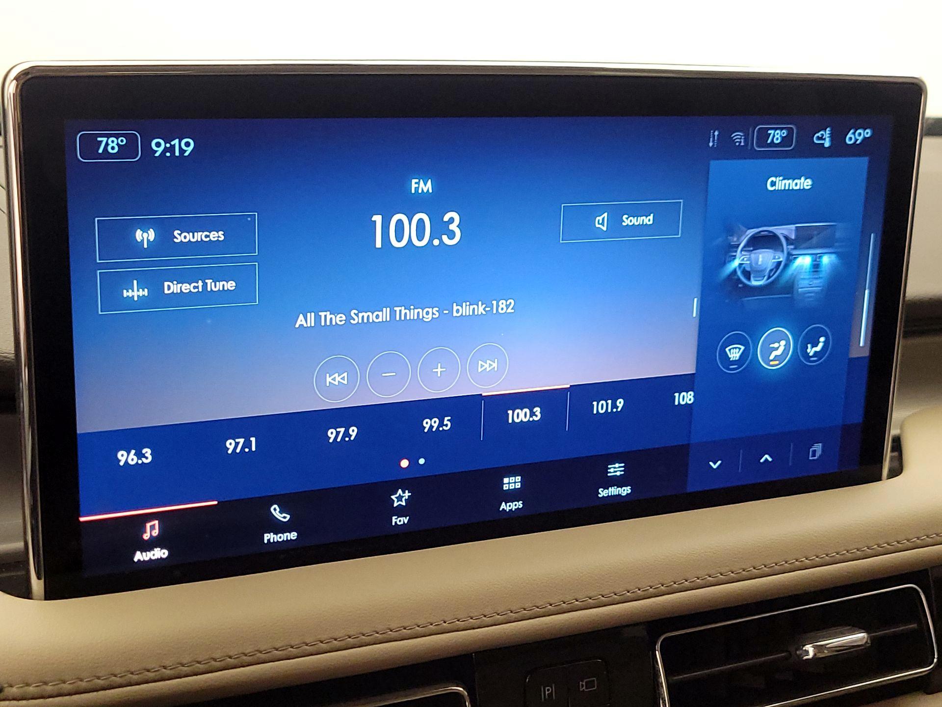 Thumbnail: 2022 Lincoln Nautilus - 15