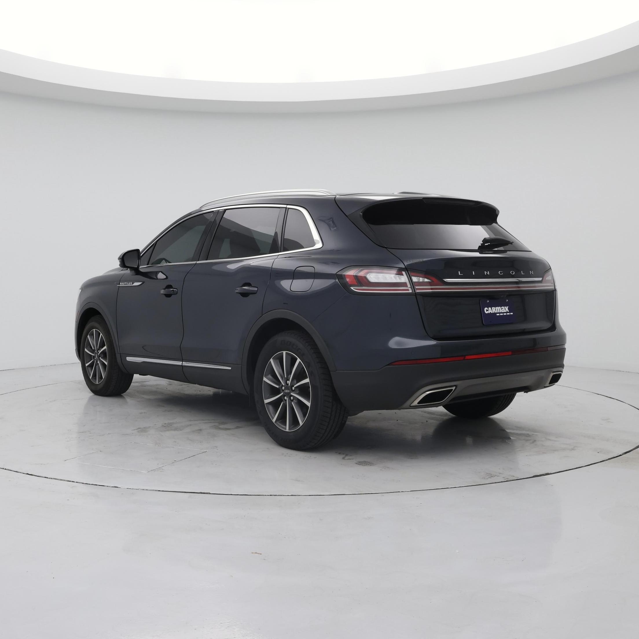 Thumbnail: 2022 Lincoln Nautilus - 2