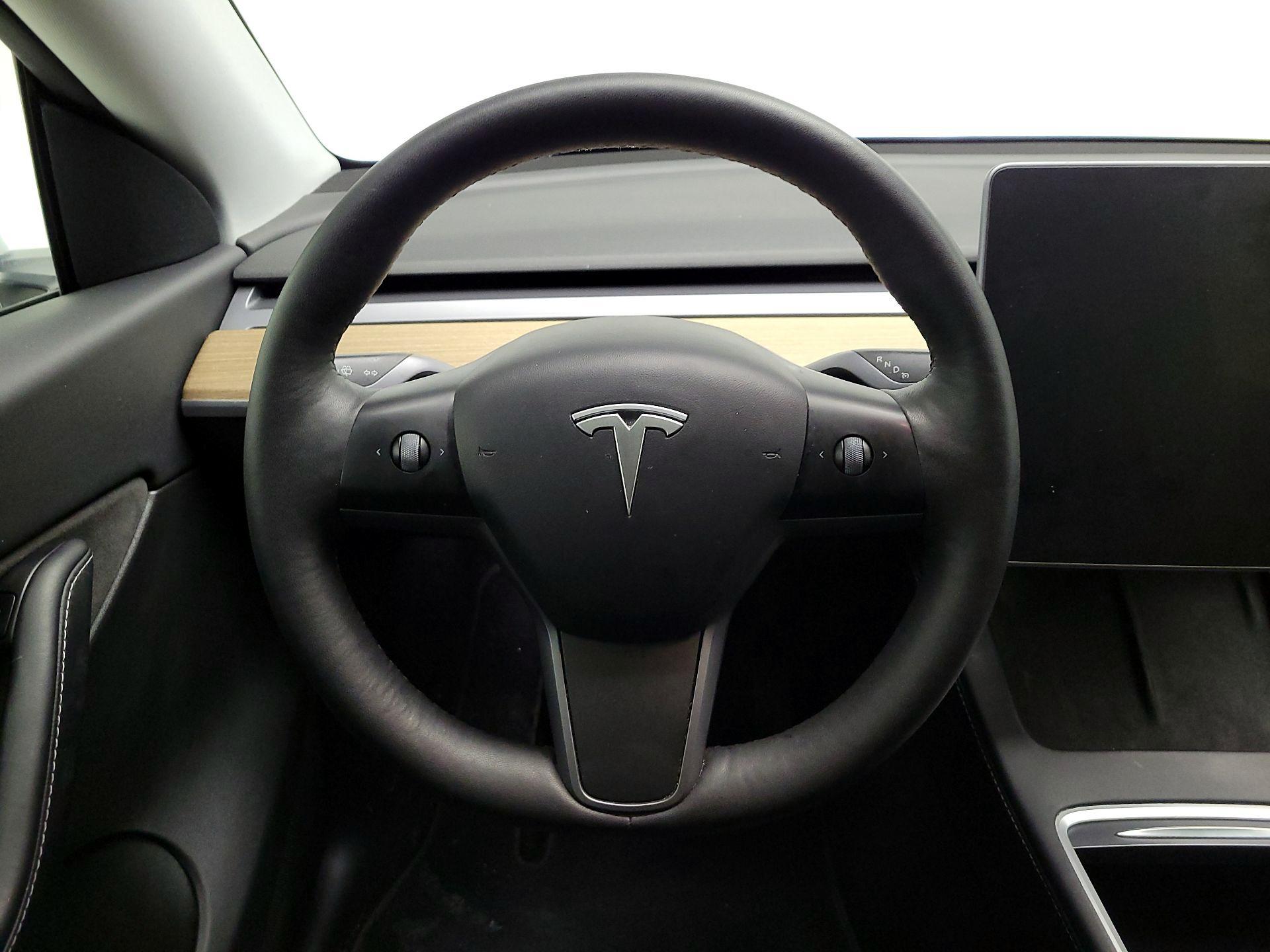 Thumbnail: 2022 Tesla Model Y - 10