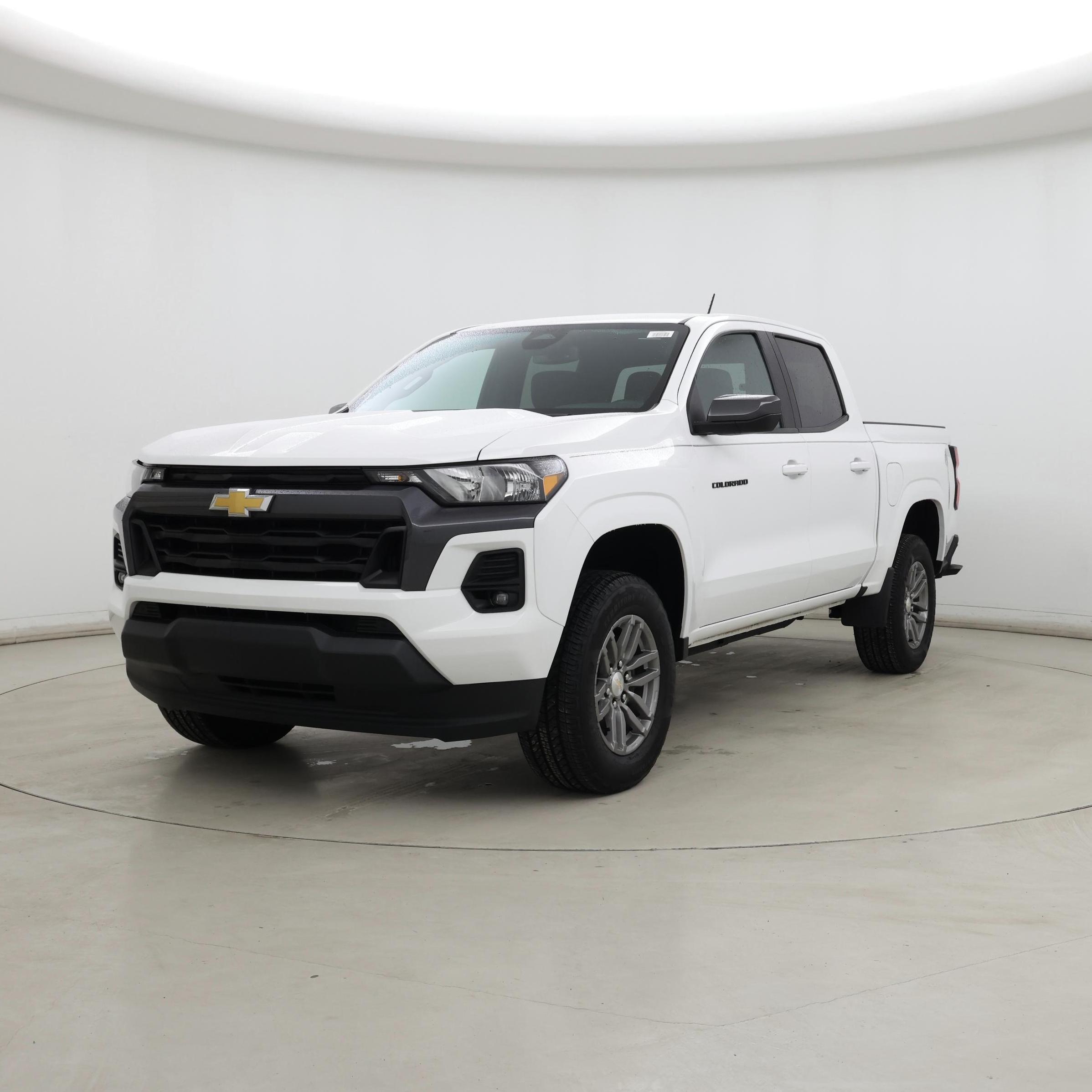 Thumbnail: 2023 Chevrolet Colorado - 4