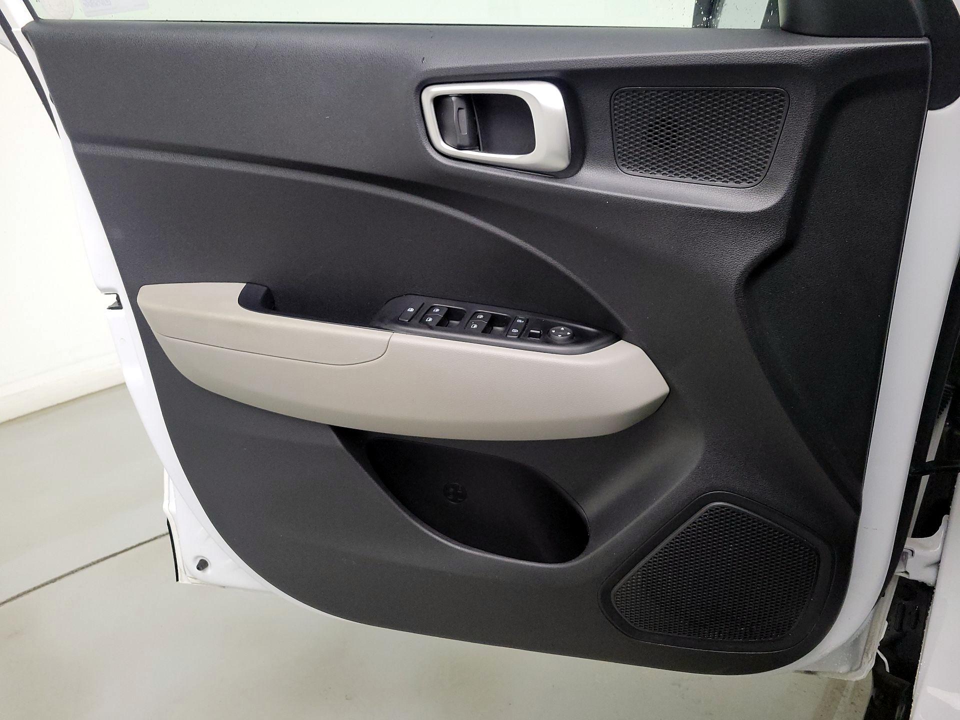 Thumbnail: 2024 Hyundai Venue - 12