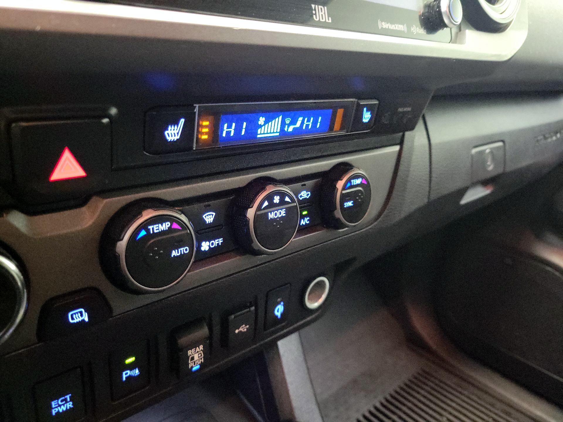 Thumbnail: 2021 Toyota Tacoma - 17