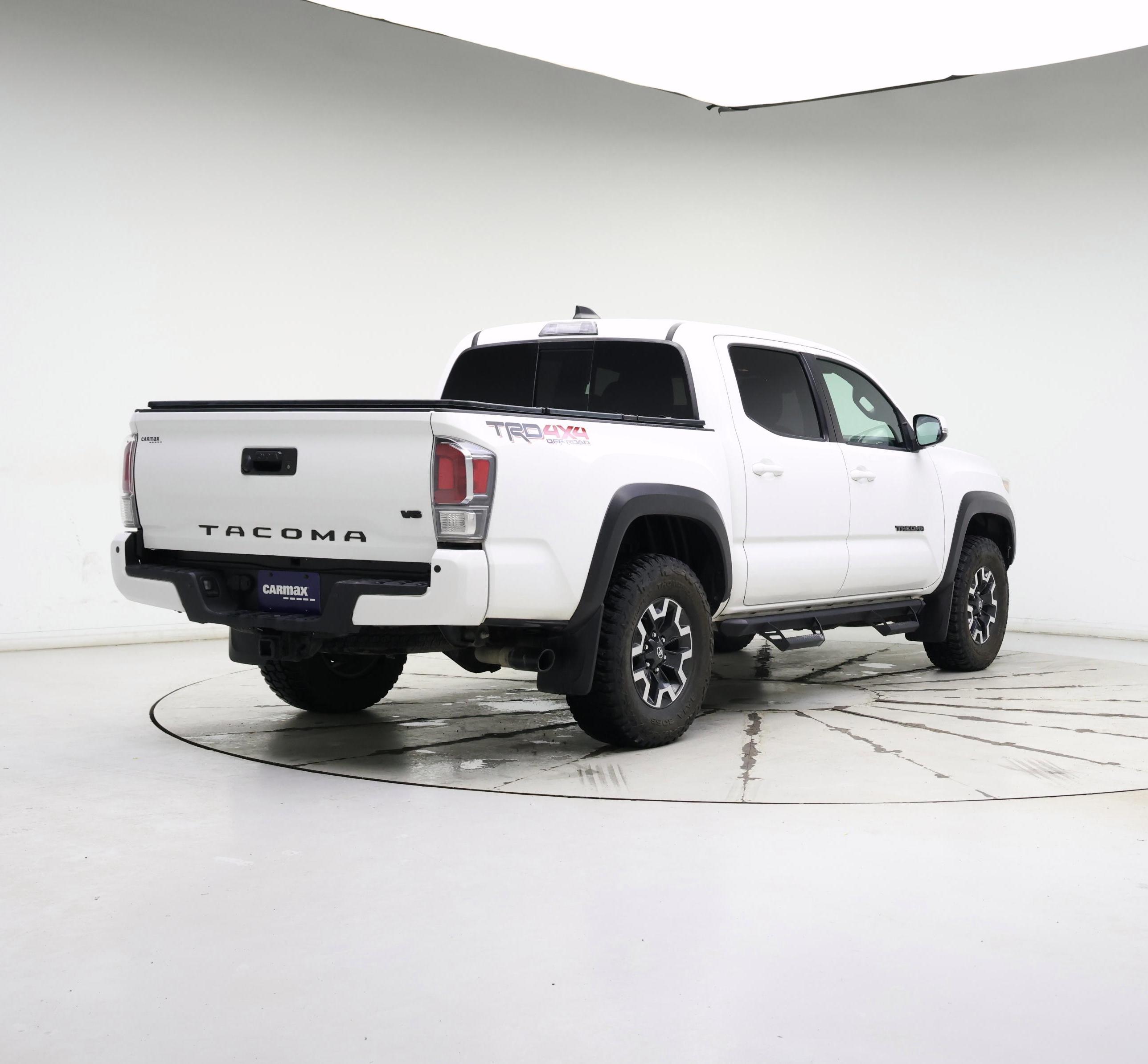 Thumbnail: 2021 Toyota Tacoma - 8