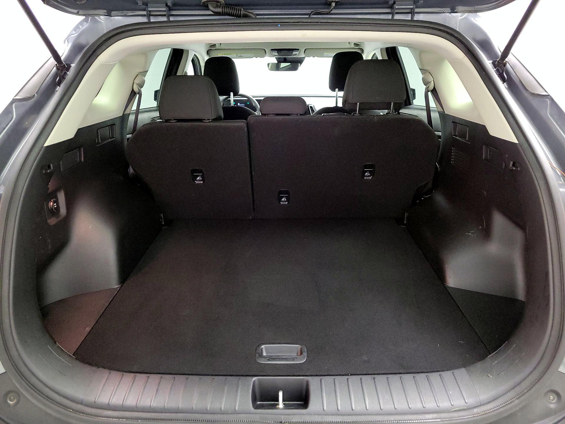 Thumbnail: 2023 Kia Sportage - 19