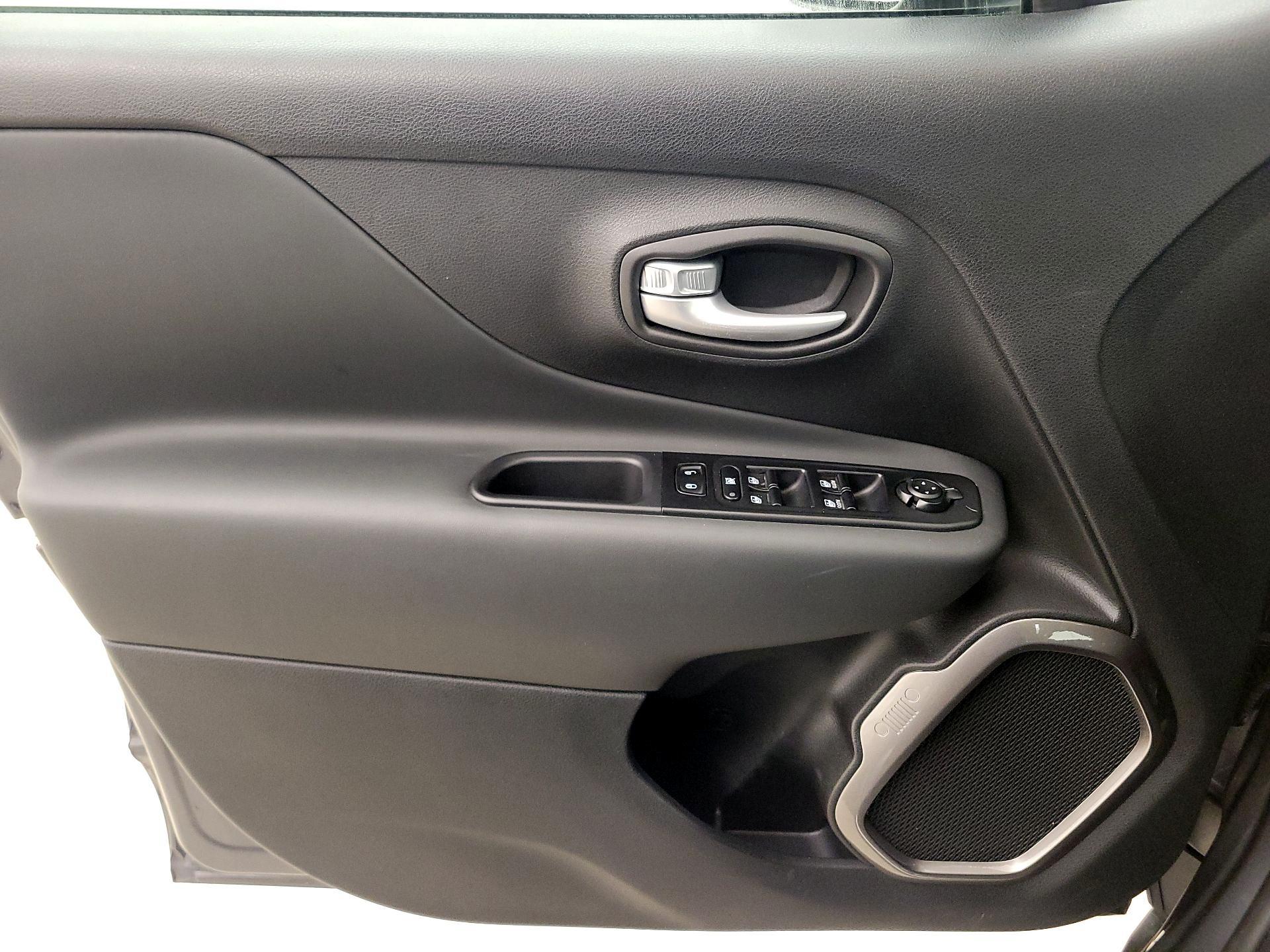 Thumbnail: 2023 Jeep Renegade - 12