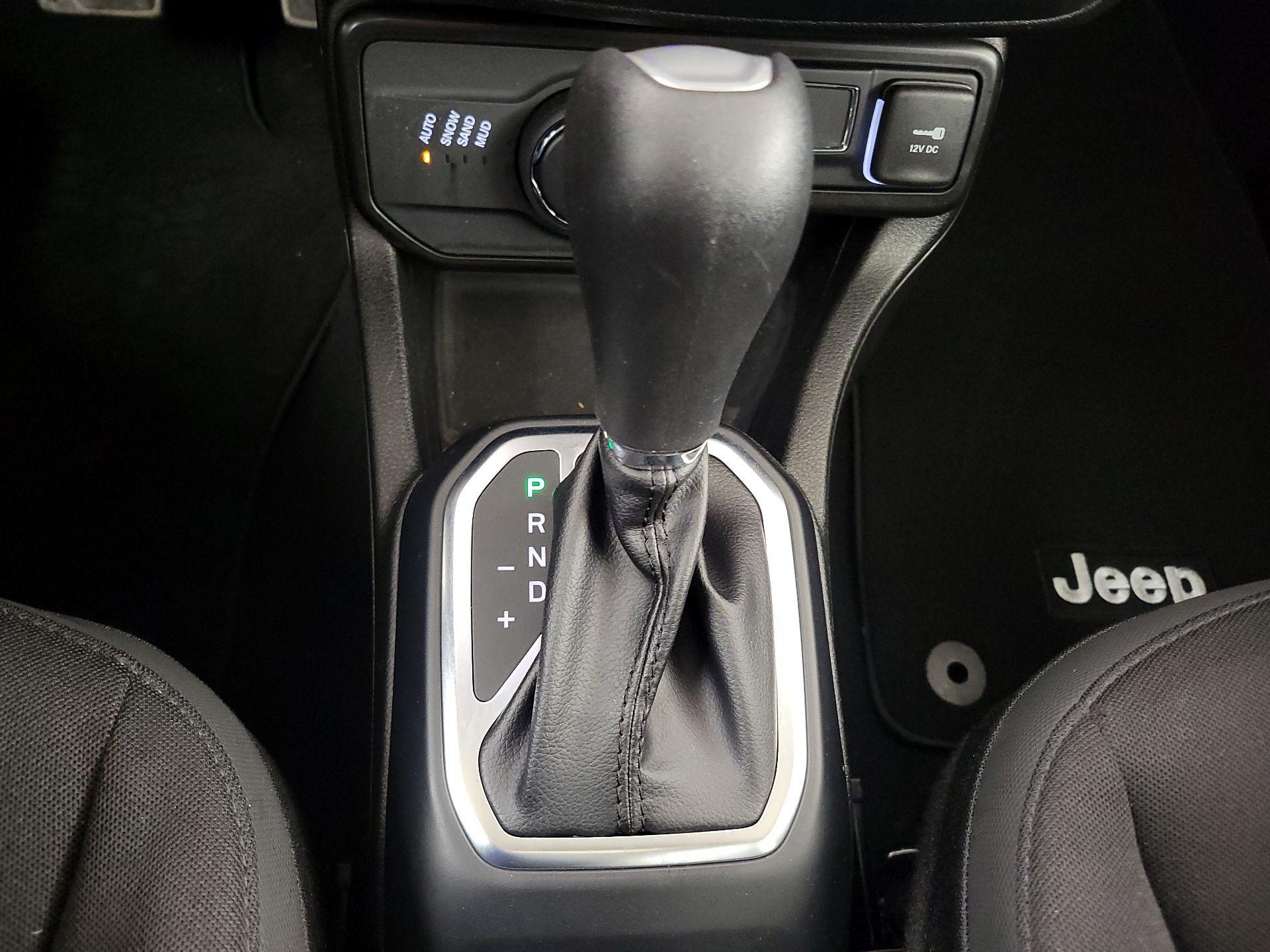 Thumbnail: 2023 Jeep Renegade - 18