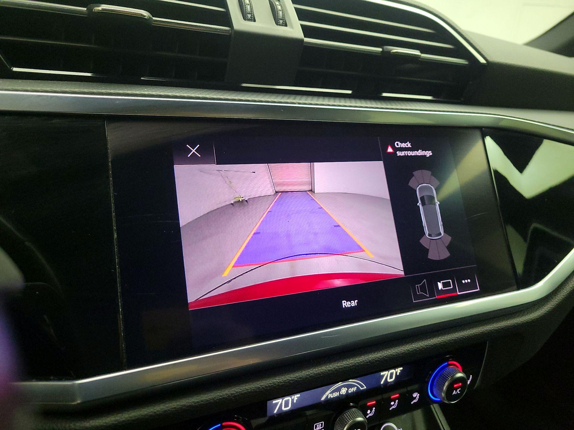 Thumbnail: 2022 Audi Q3 - 13