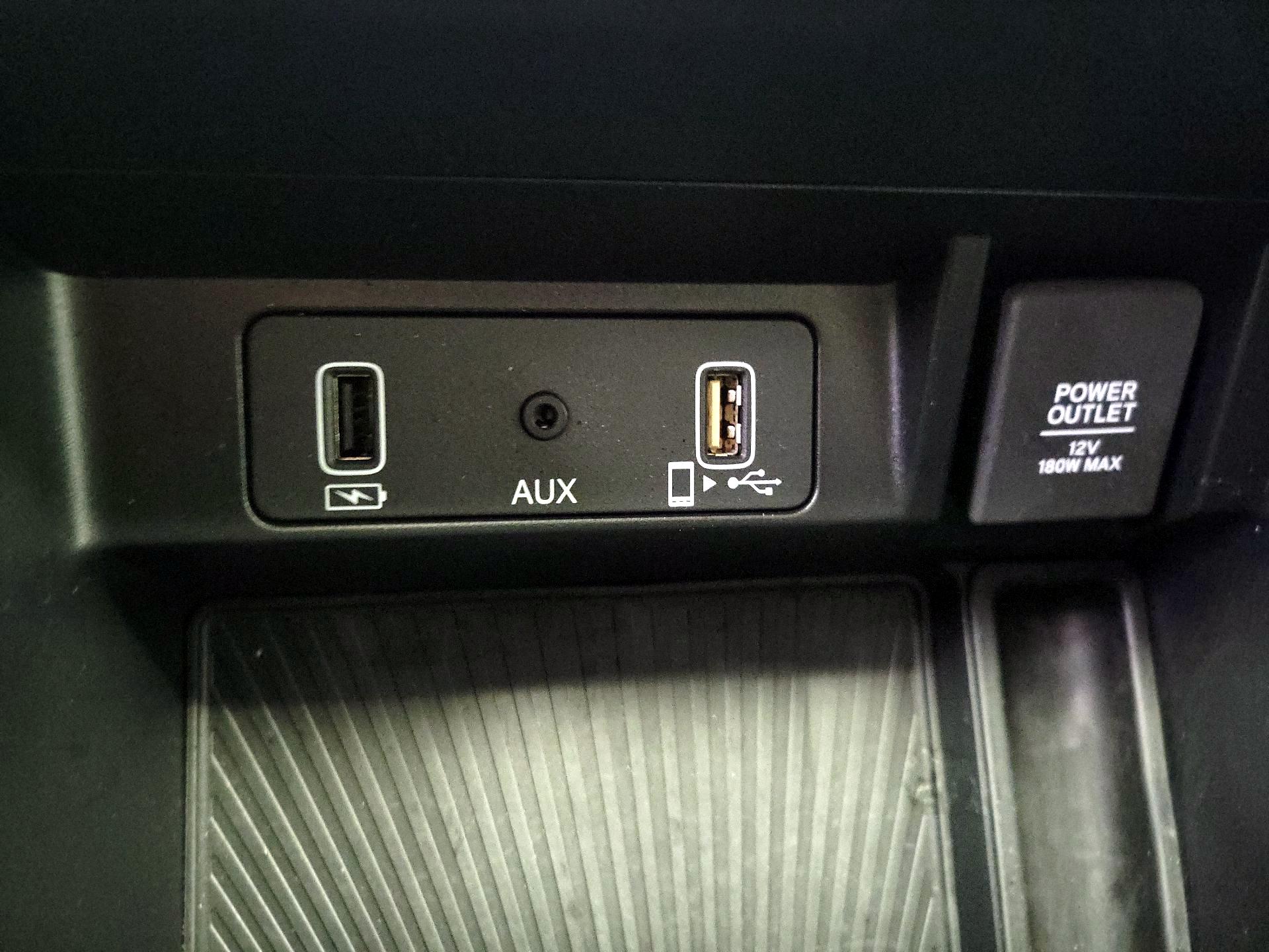 Thumbnail: 2023 Acura TLX - 18