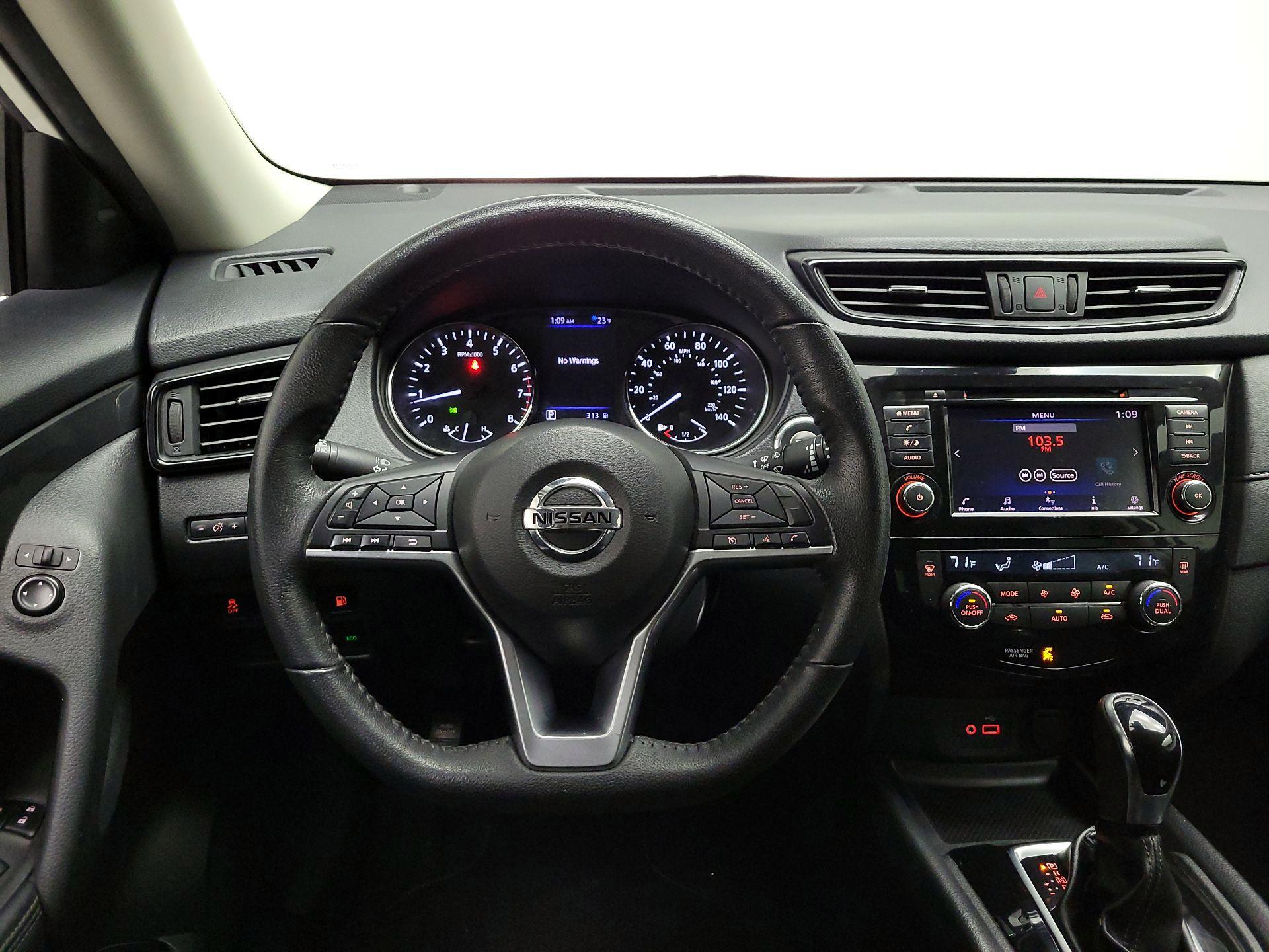 Thumbnail: 2020 Nissan Rogue - 10