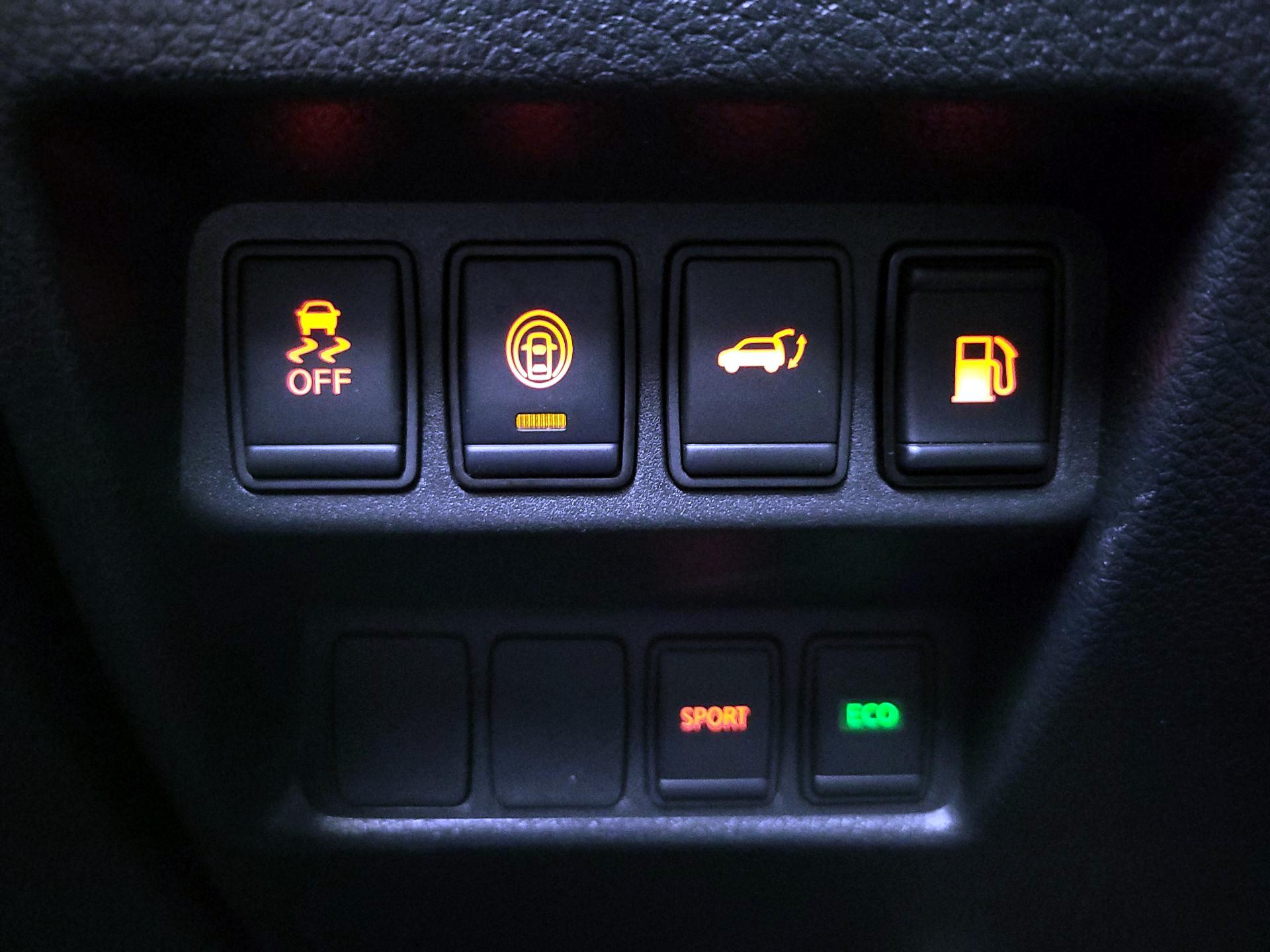 Thumbnail: 2020 Nissan Rogue - 13