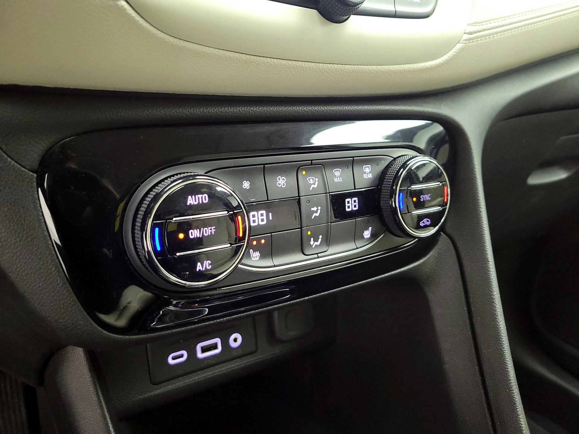 Thumbnail: 2020 Buick Encore GX - 15