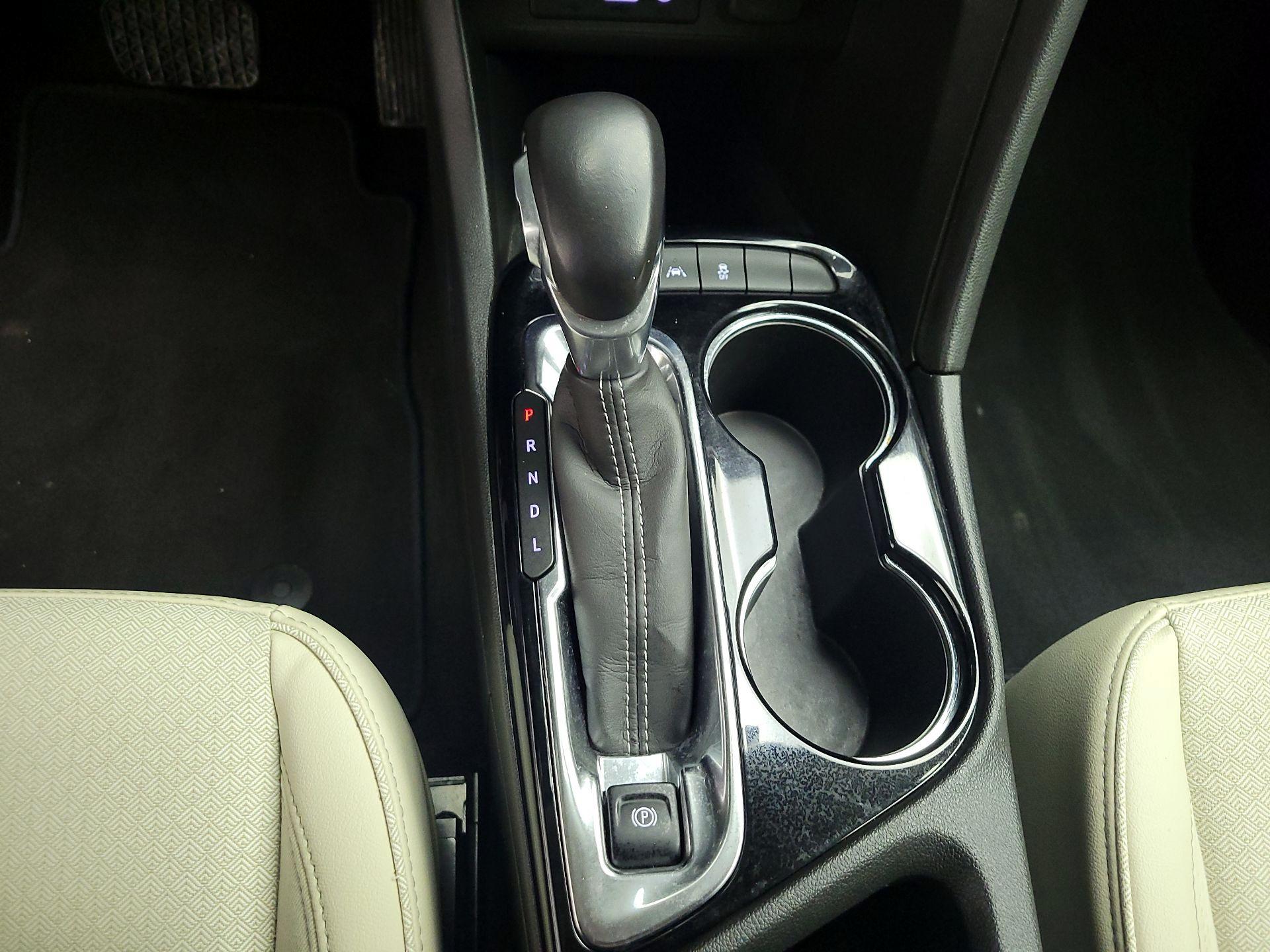 Thumbnail: 2020 Buick Encore GX - 16