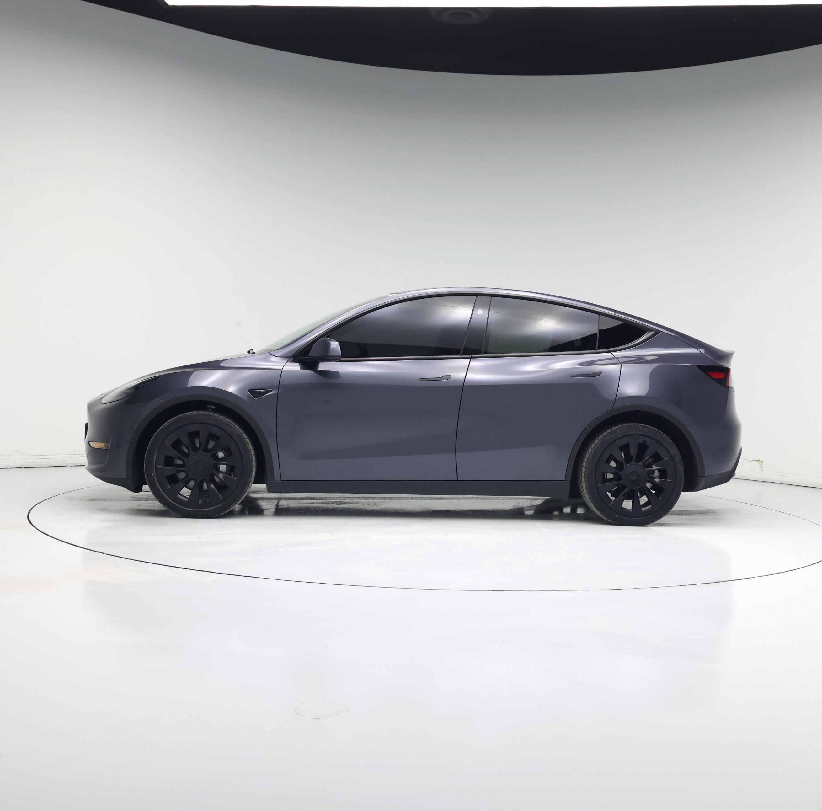 Thumbnail: 2023 Tesla Model Y - 3