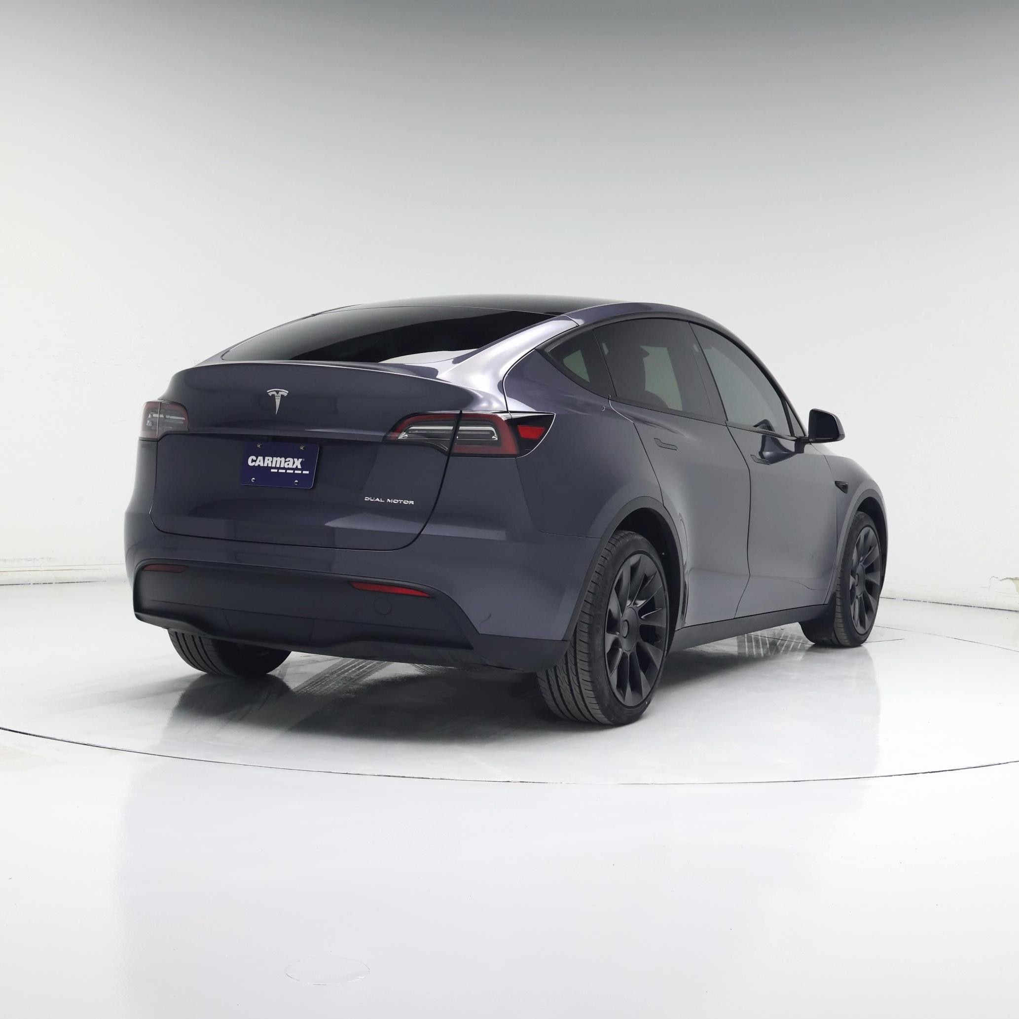 Thumbnail: 2023 Tesla Model Y - 8