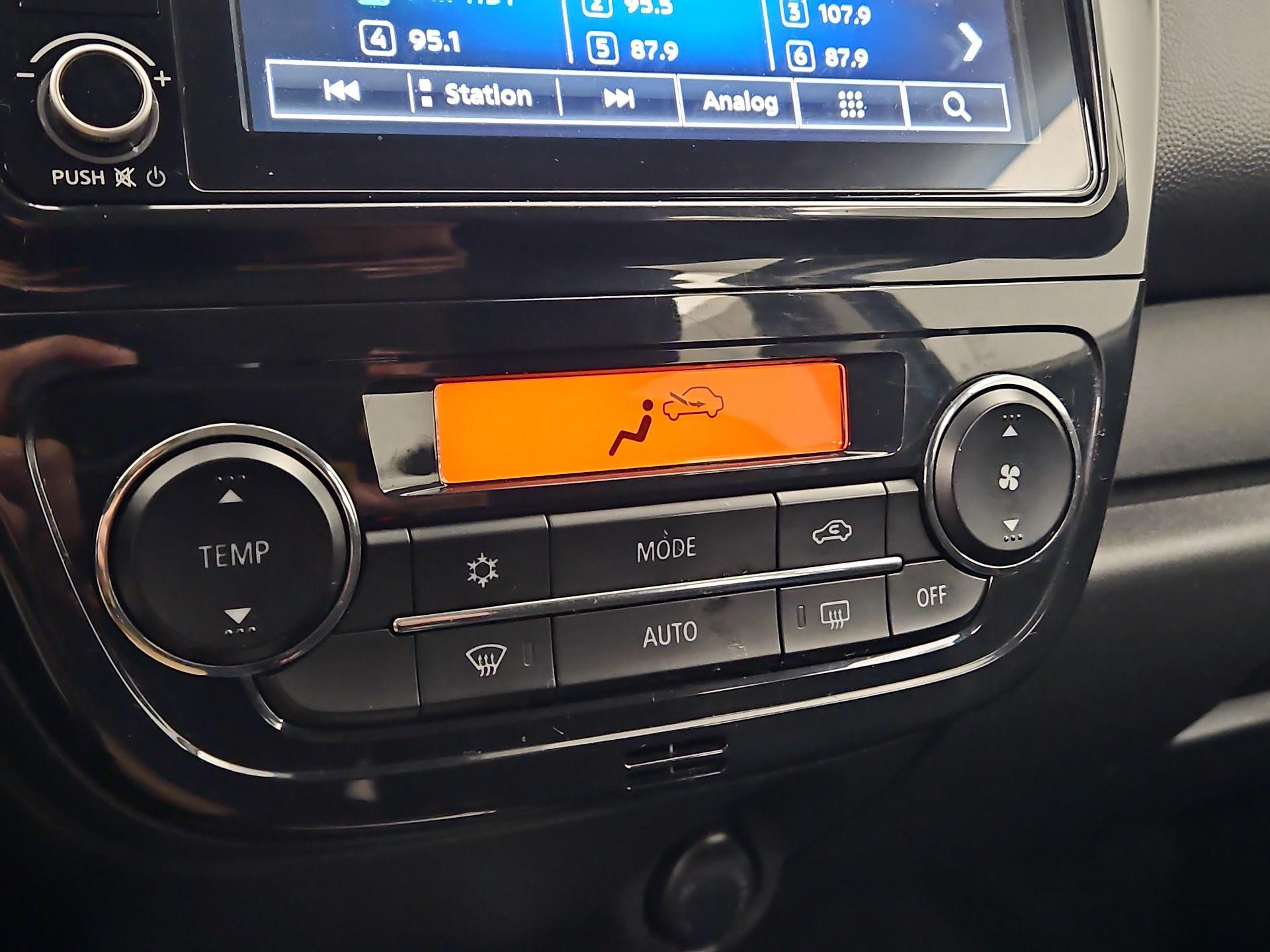 Thumbnail: 2024 Mitsubishi Mirage - 16