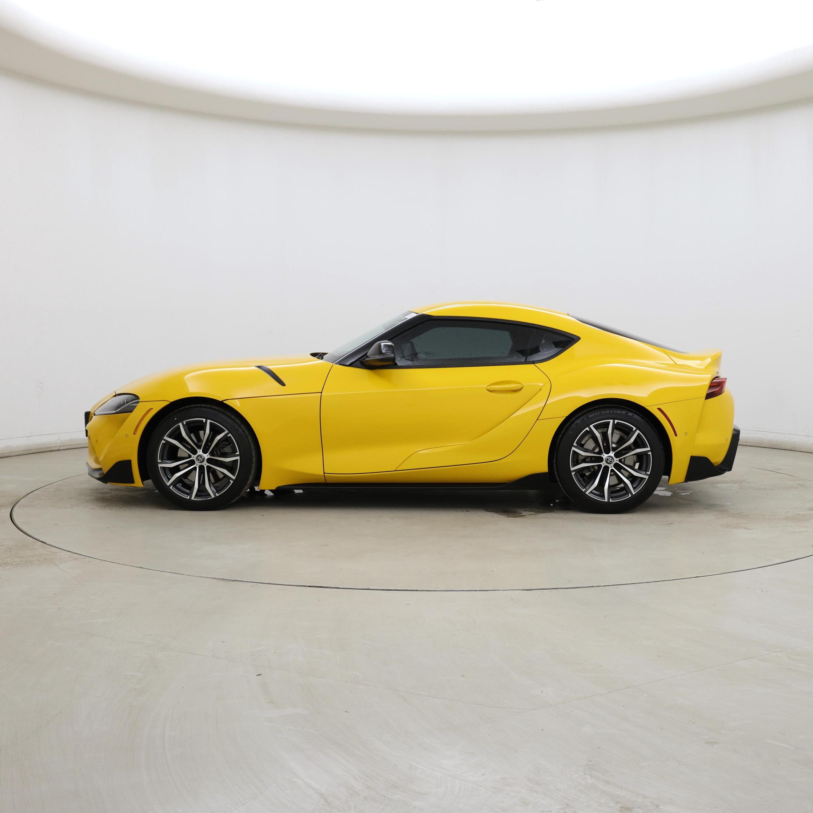 Thumbnail: 2022 Toyota Supra - 3