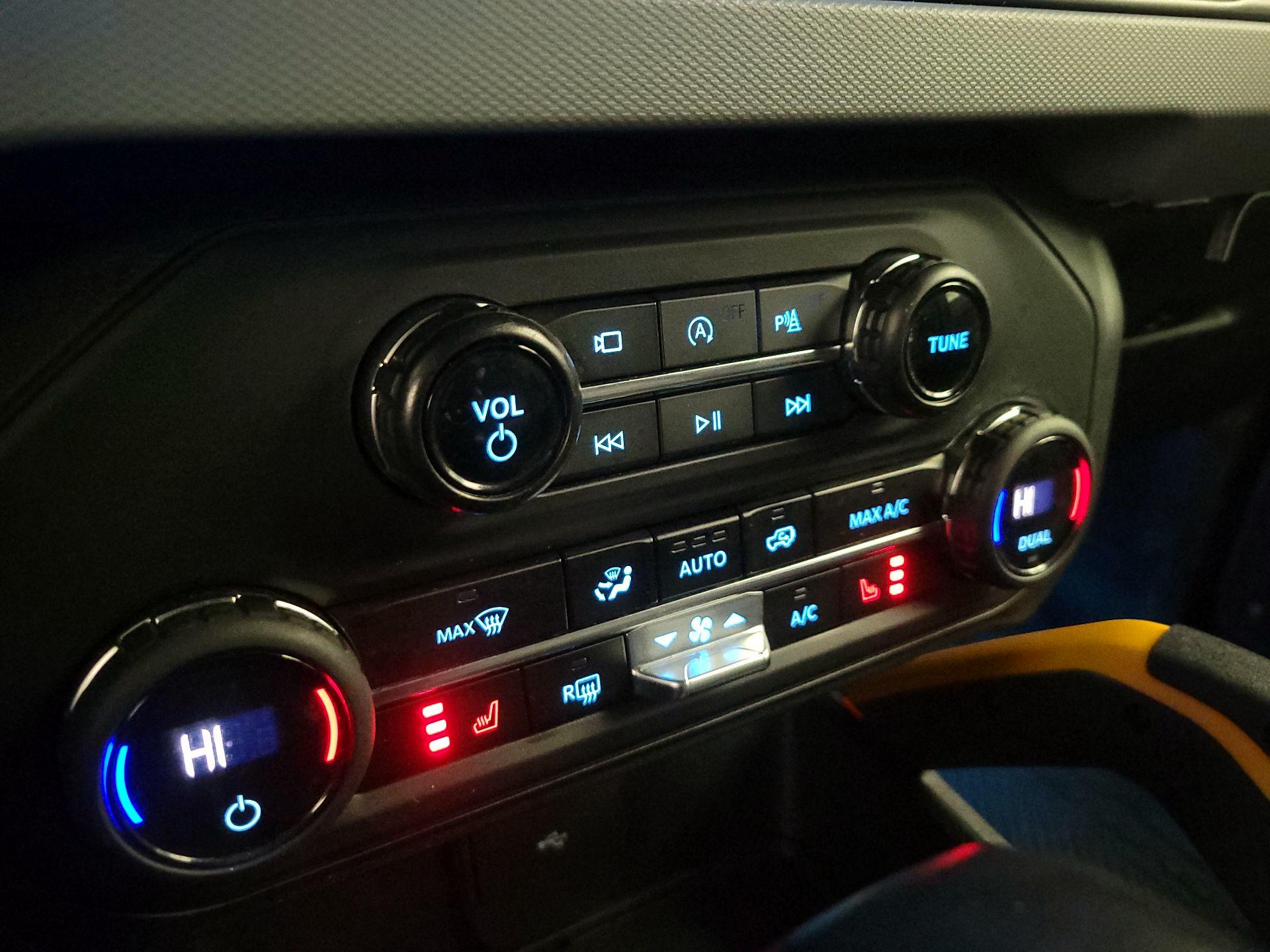 Thumbnail: 2023 Ford Bronco - 16