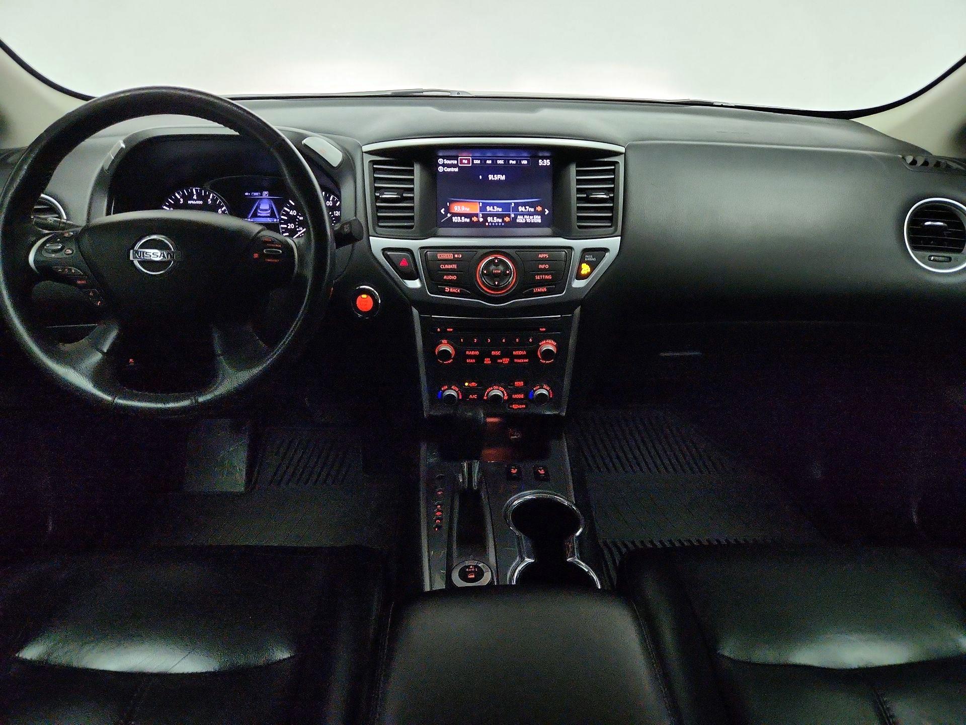 Thumbnail: 2017 Nissan Pathfinder - 9