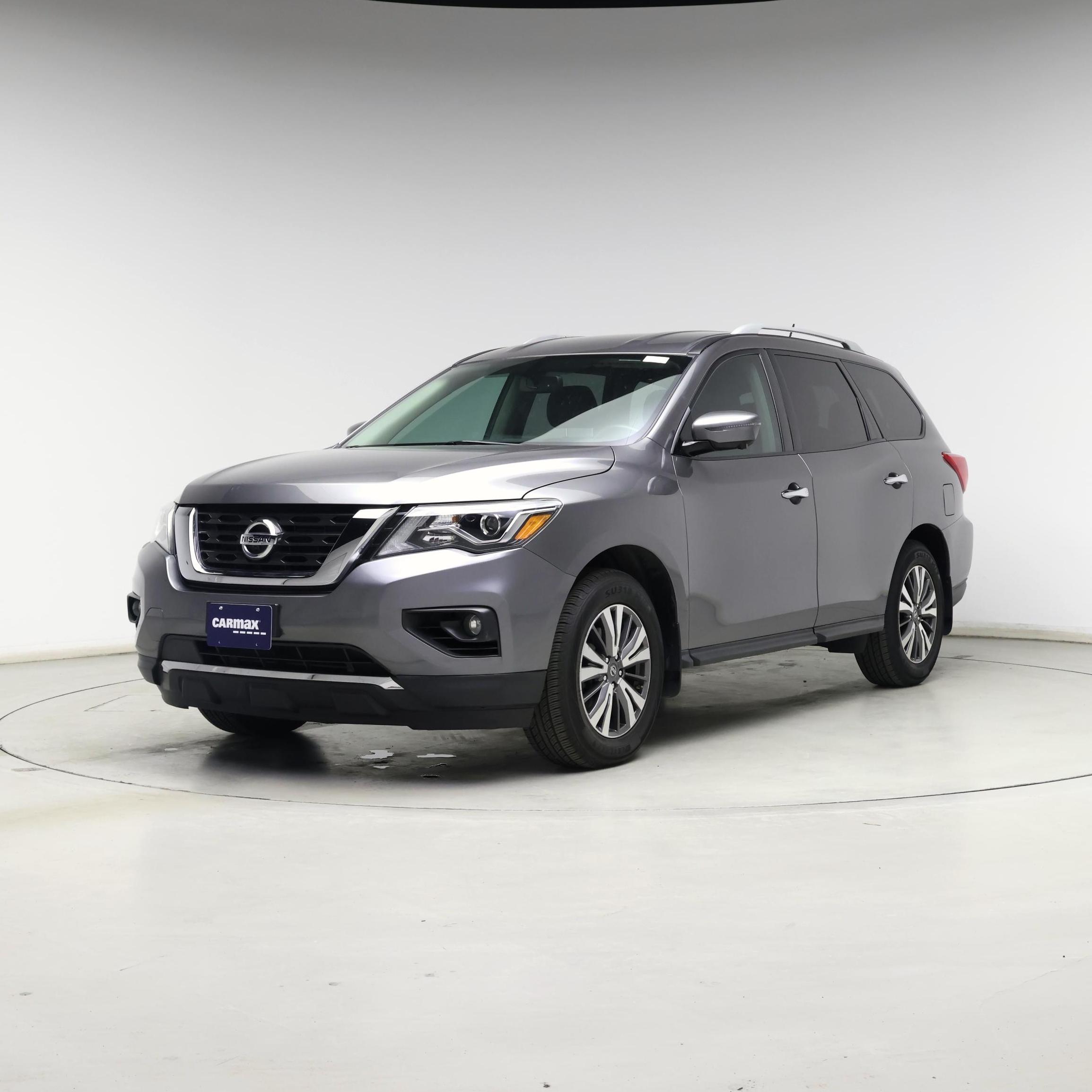 Thumbnail: 2017 Nissan Pathfinder - 4