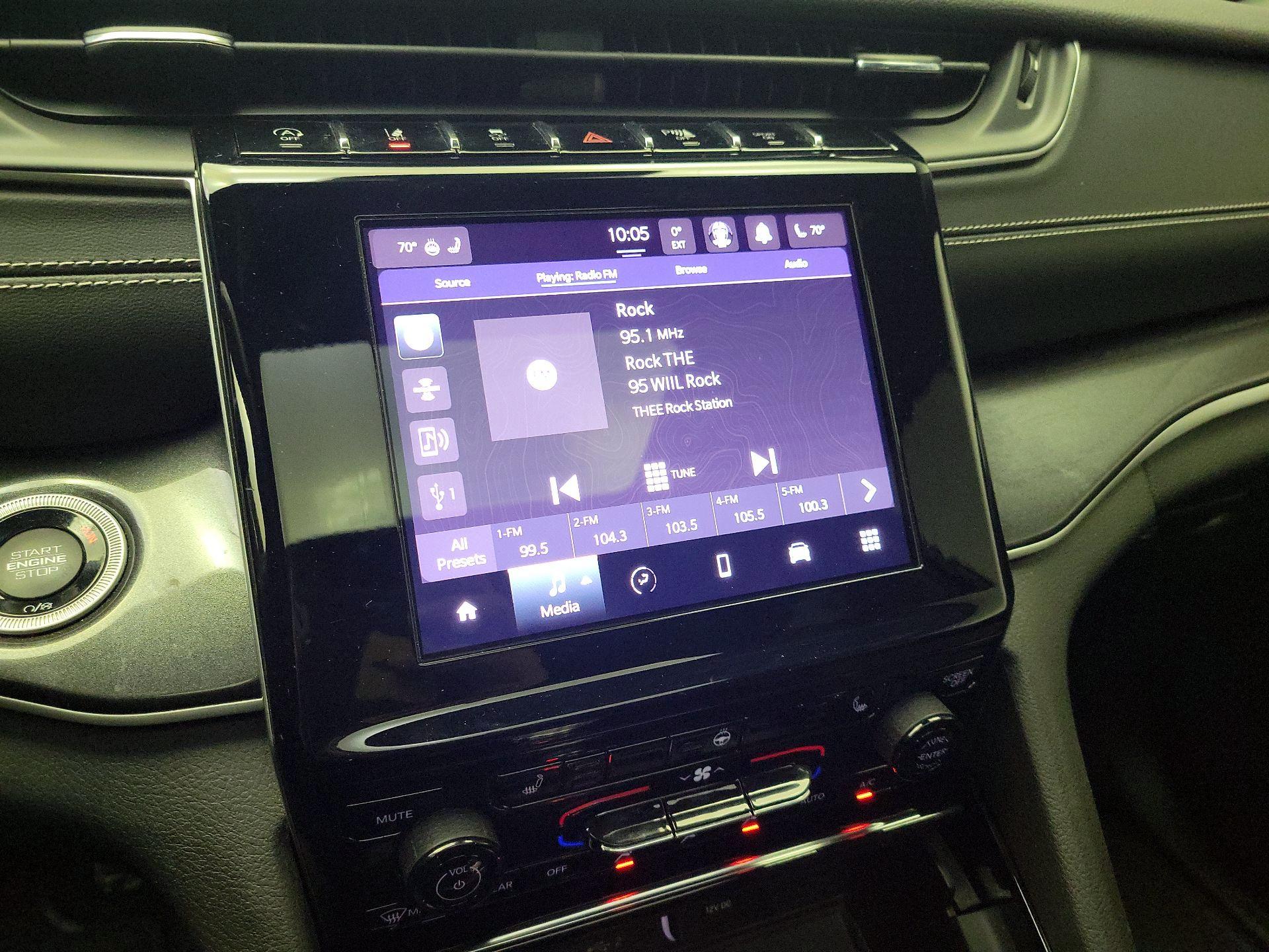 Thumbnail: 2023 Jeep Grand Cherokee - 15