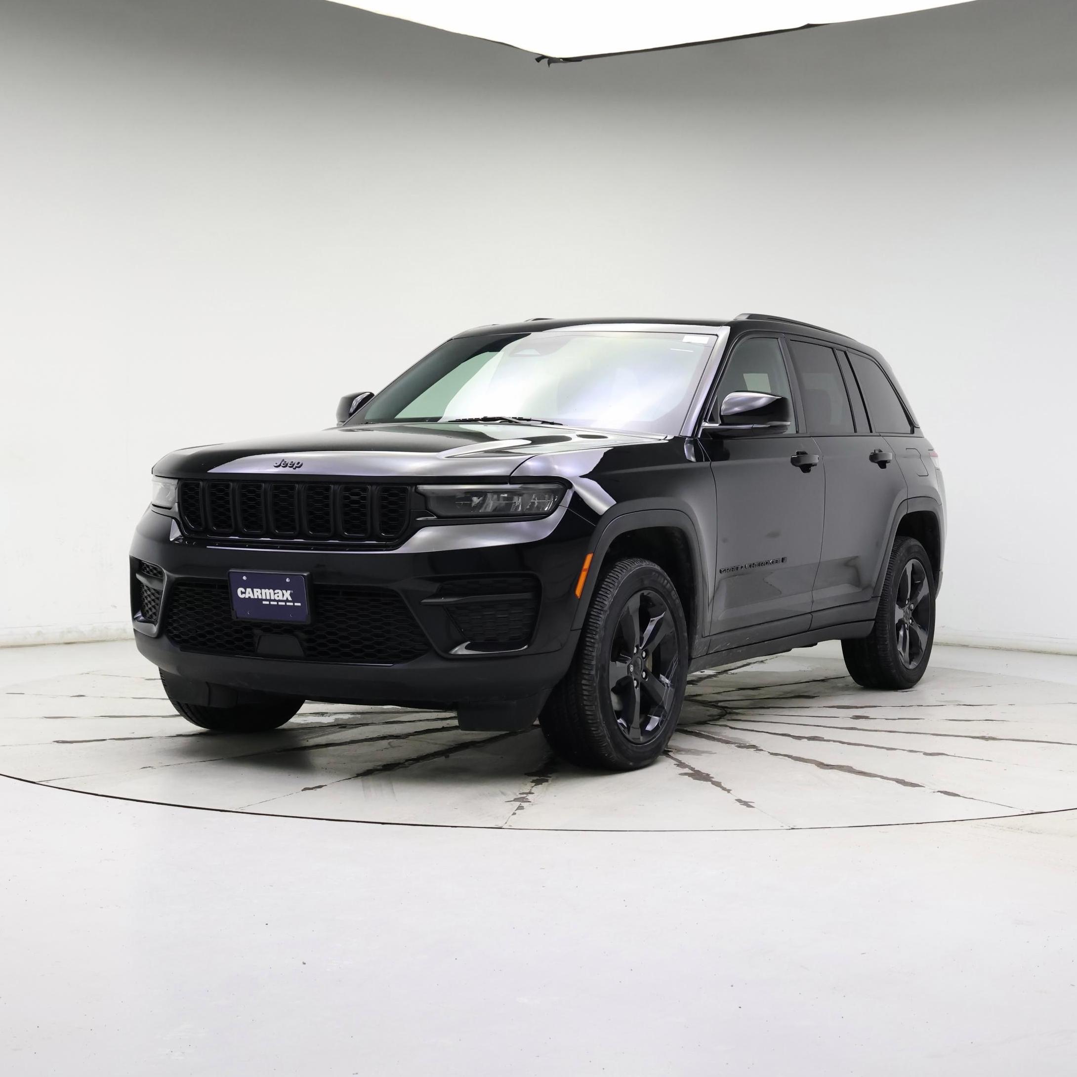Thumbnail: 2023 Jeep Grand Cherokee - 4